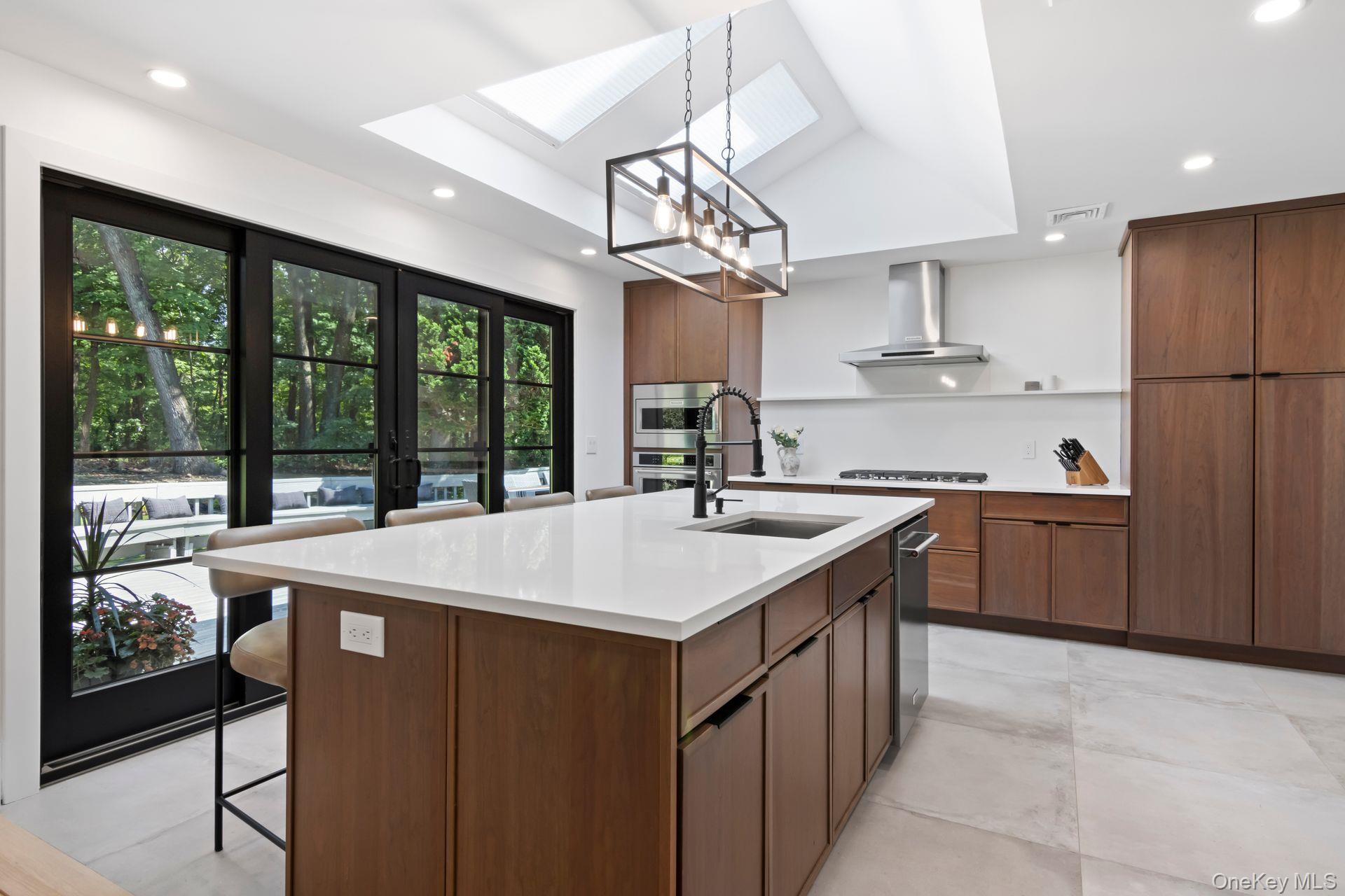 #13 photo, 79 Brookhill Lane, サフォーク郡 Huntington , NY 11743