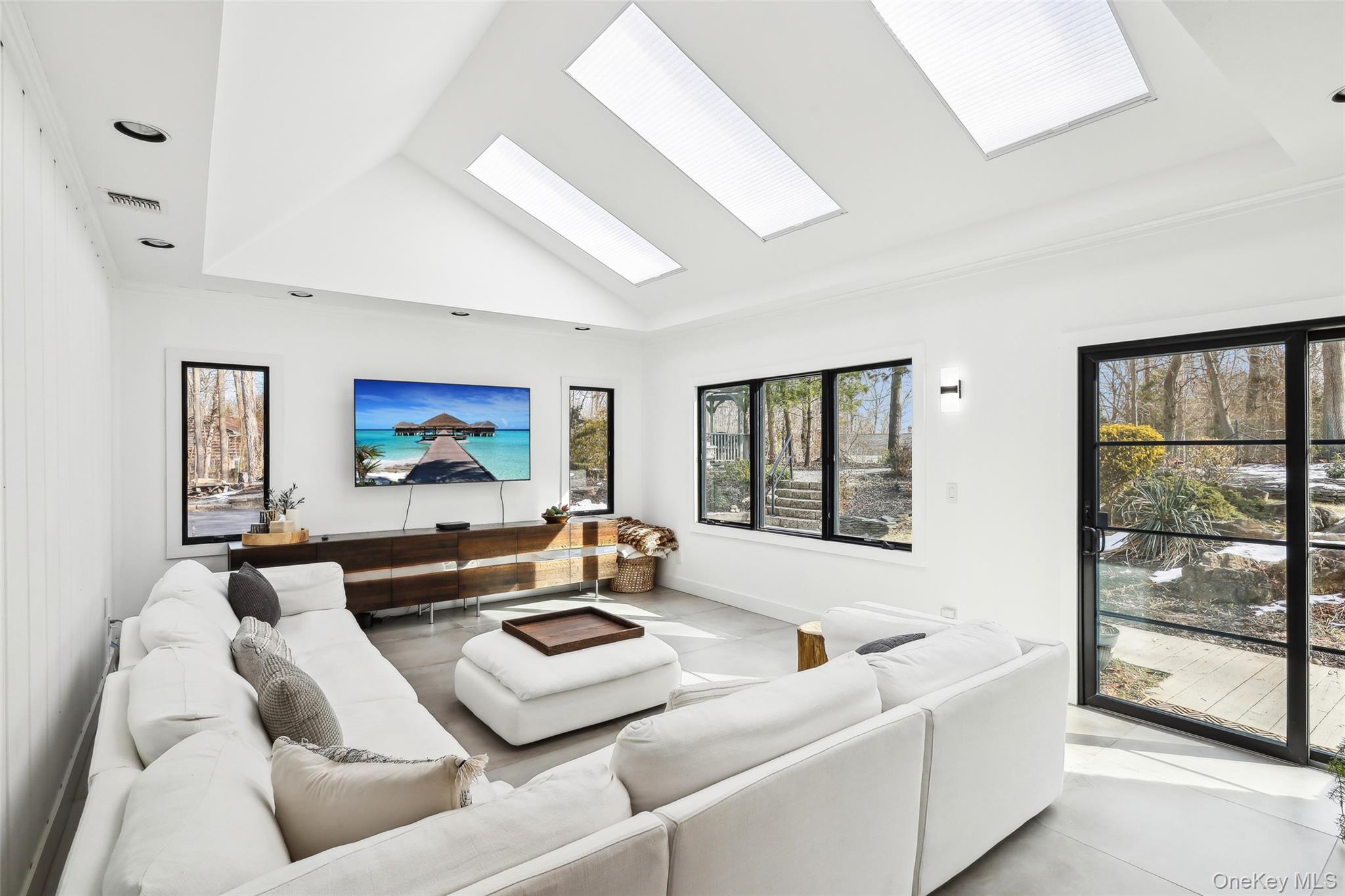 #18 photo, 79 Brookhill Lane, サフォーク郡 Huntington , NY 11743