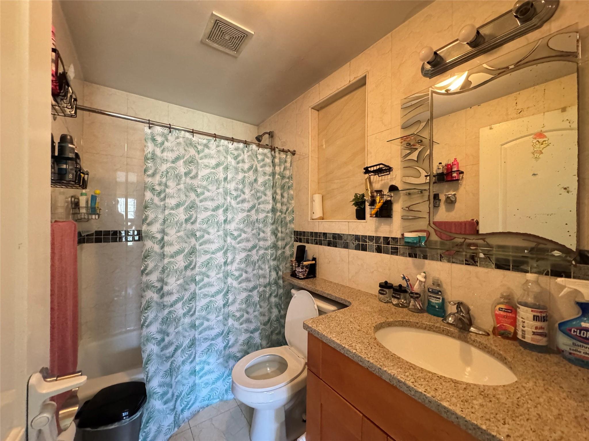 #6 photo, 53-12 102nd Street, クイーンズ区 Corona , NY 11368