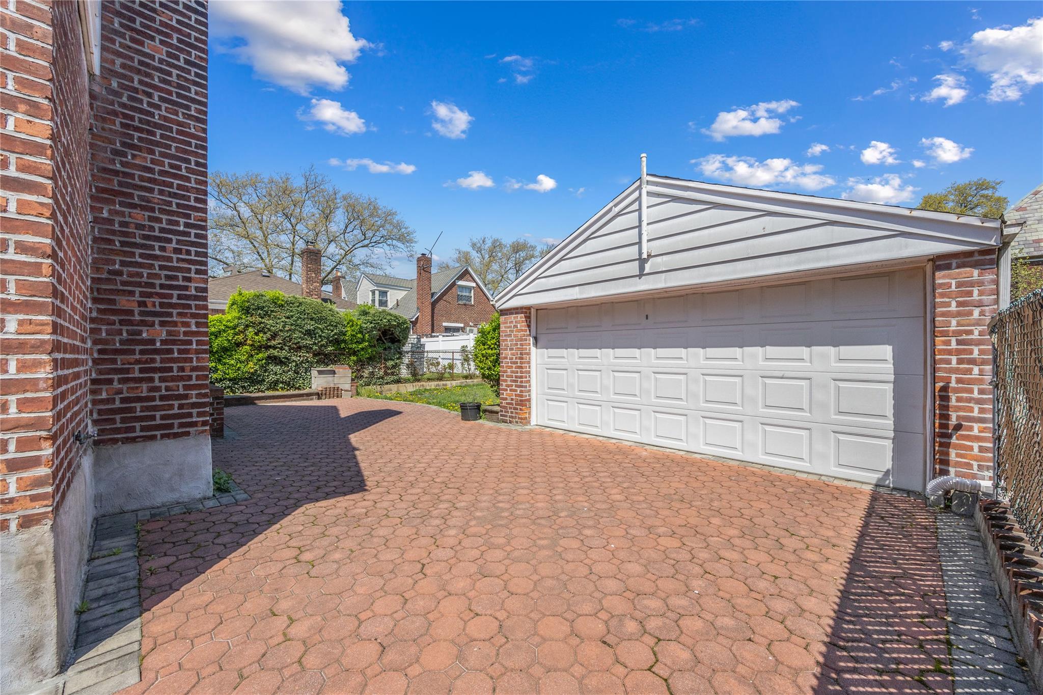 #18 photo, 15911 29th Avenue, Flushing , NY 11358