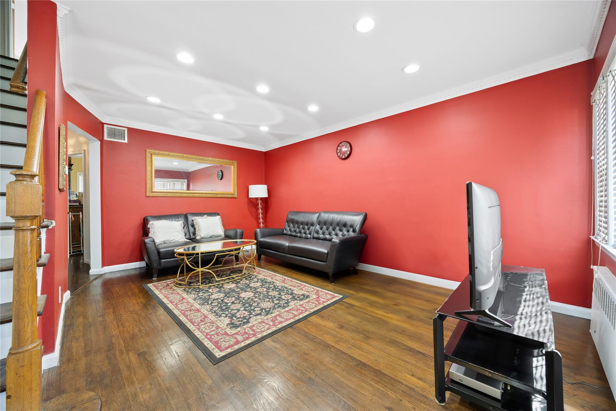 #4 photo, 15911 29th Avenue, Flushing , NY 11358