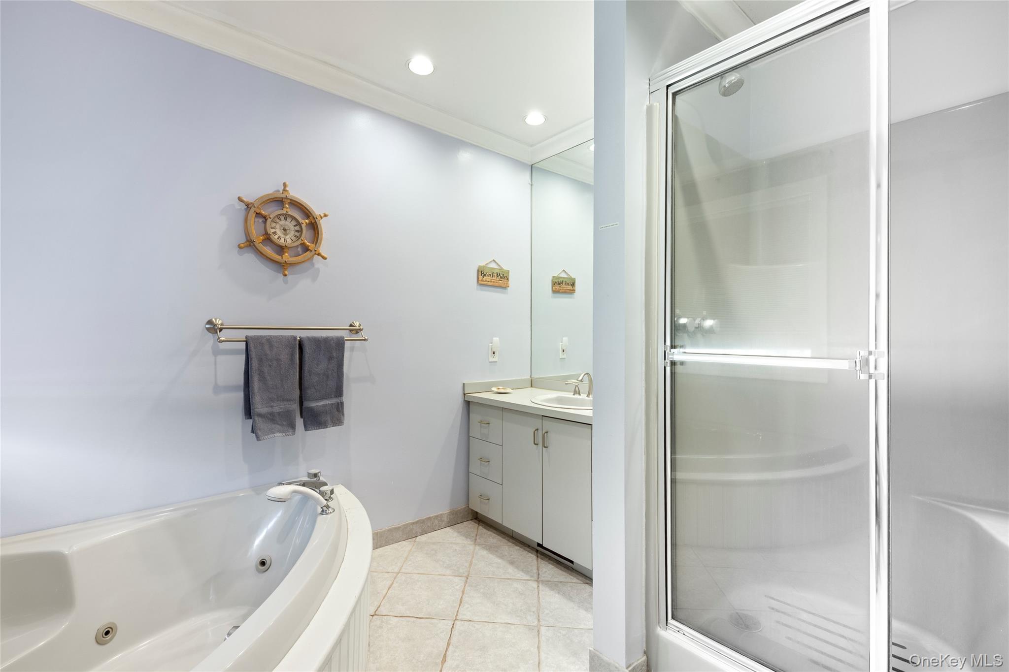 #16 photo, 48A Sea Gate Avenue, サフォーク郡 Westhampton , NY 11977