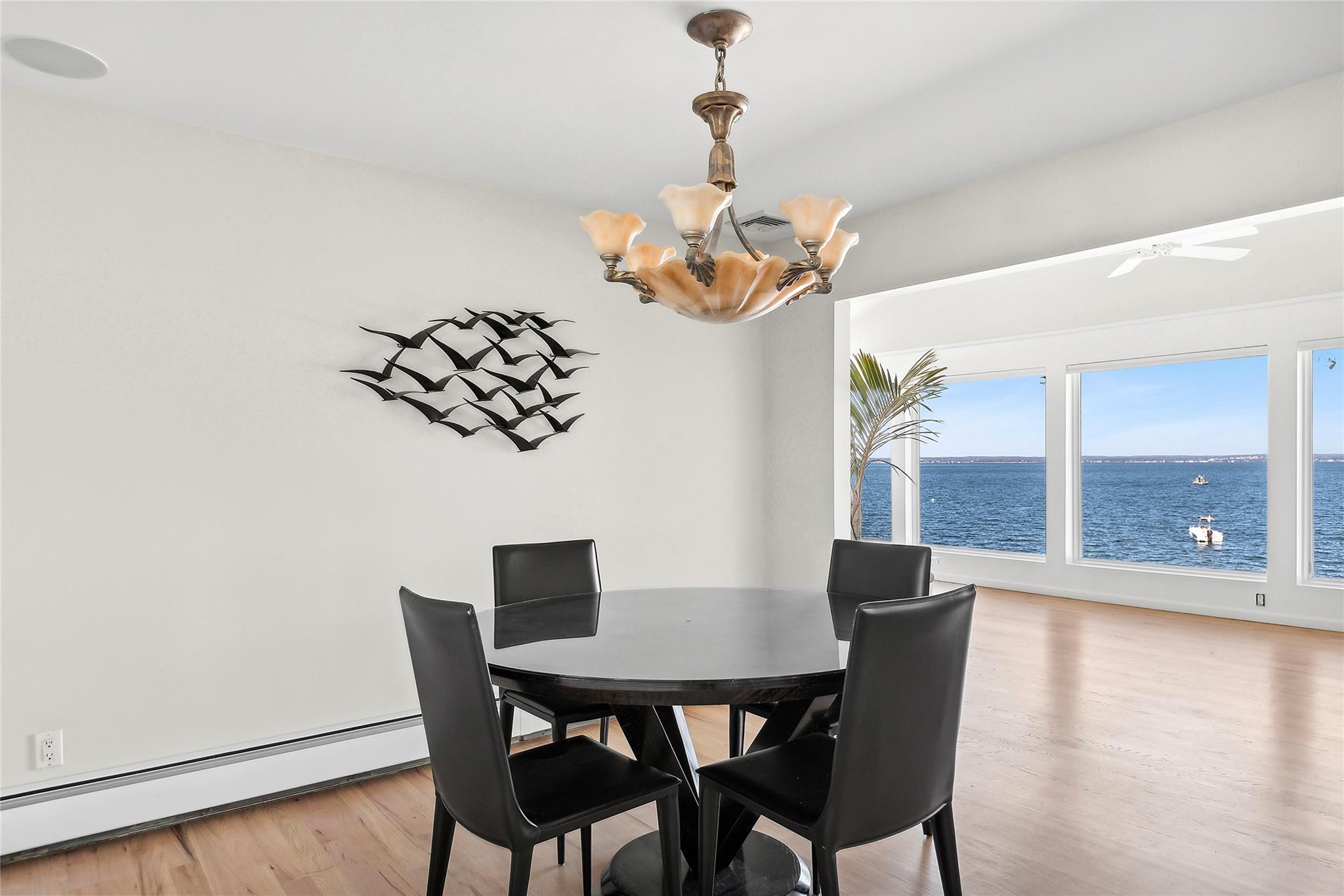 #4 photo, 23 E Shore Drive, ナッソー郡 Bayville , NY 11709