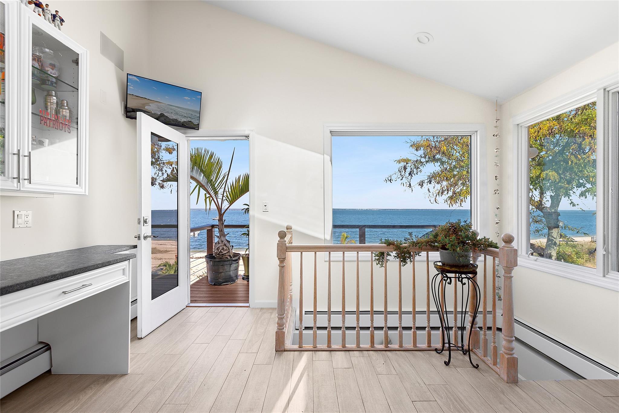 #8 photo, 23 E Shore Drive, ナッソー郡 Bayville , NY 11709