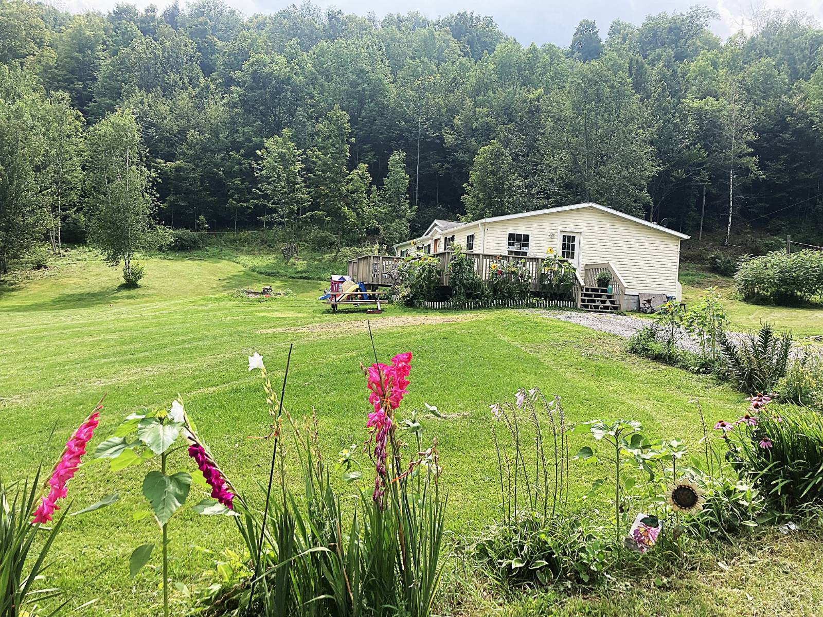 #17 photo, 247 Truesdell Rd, Prattsville , NY 12468