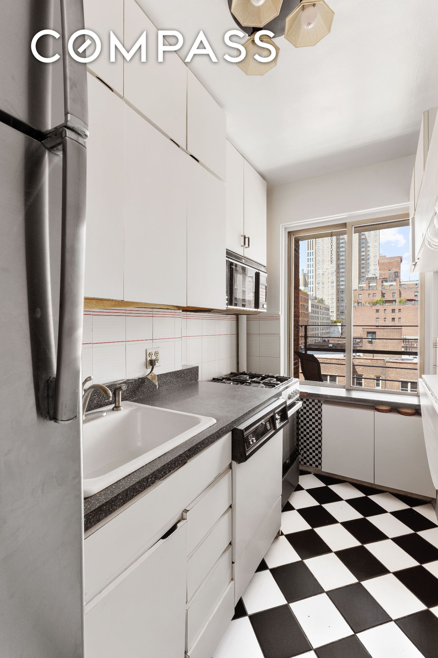 #10 photo, 33 E End Avenue, マンハッタン Upper East Side , NY 10028