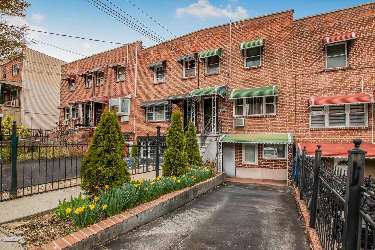 #3 photo, 1019 E 228th Street, ブロンクス区 Bronx , NY 10466