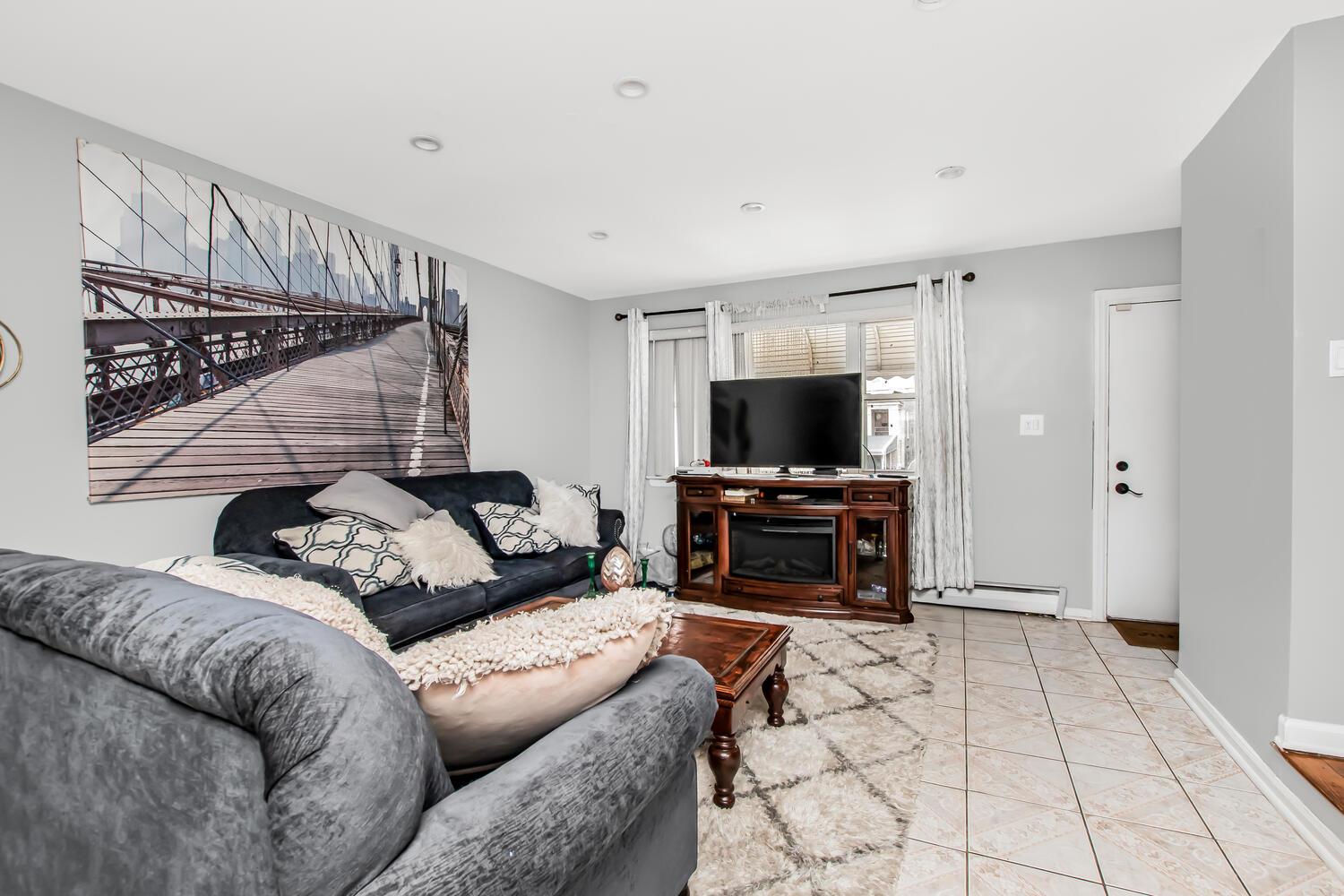 #4 photo, 1019 E 228th Street, ブロンクス区 Bronx , NY 10466