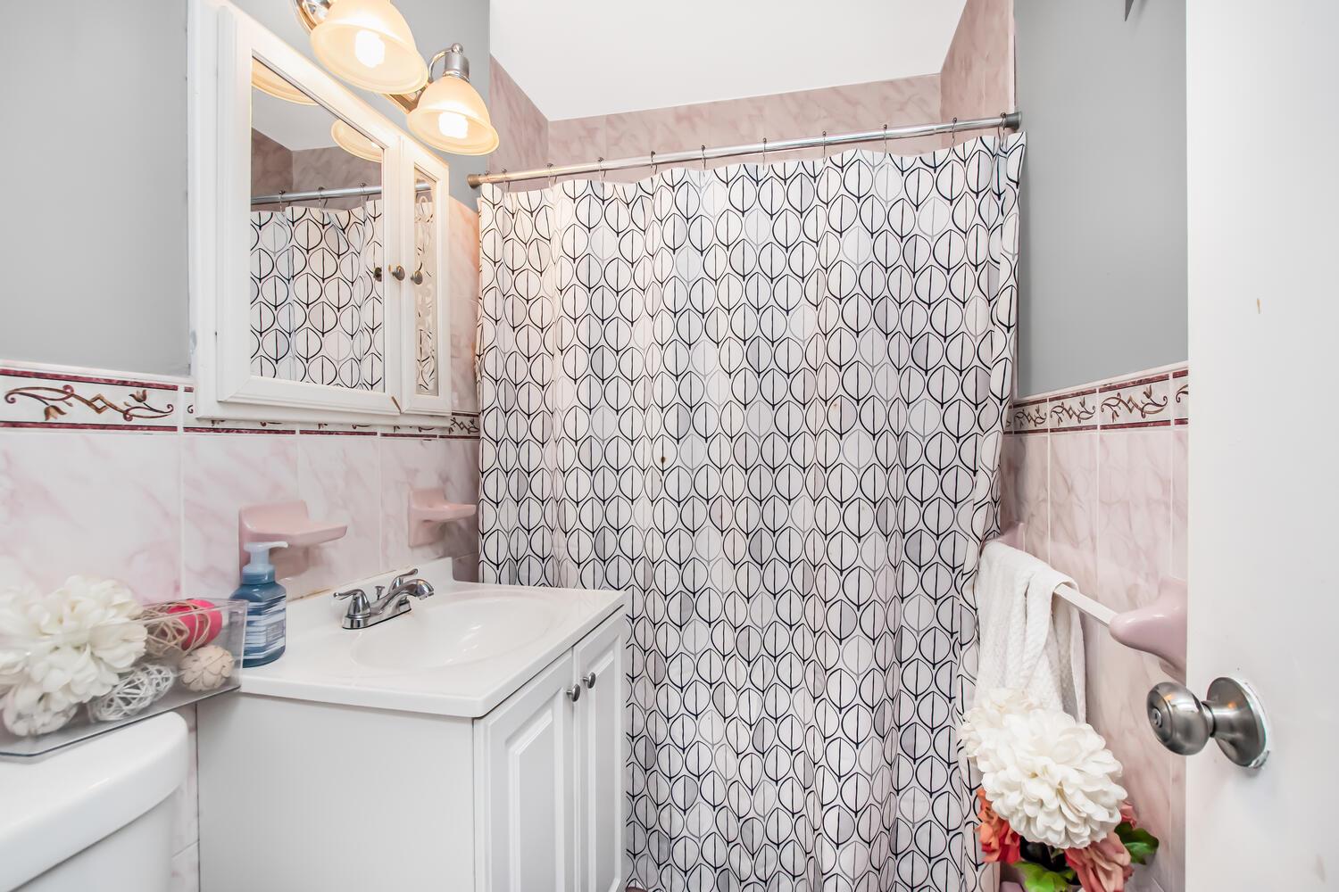 #9 photo, 1019 E 228th Street, ブロンクス区 Bronx , NY 10466