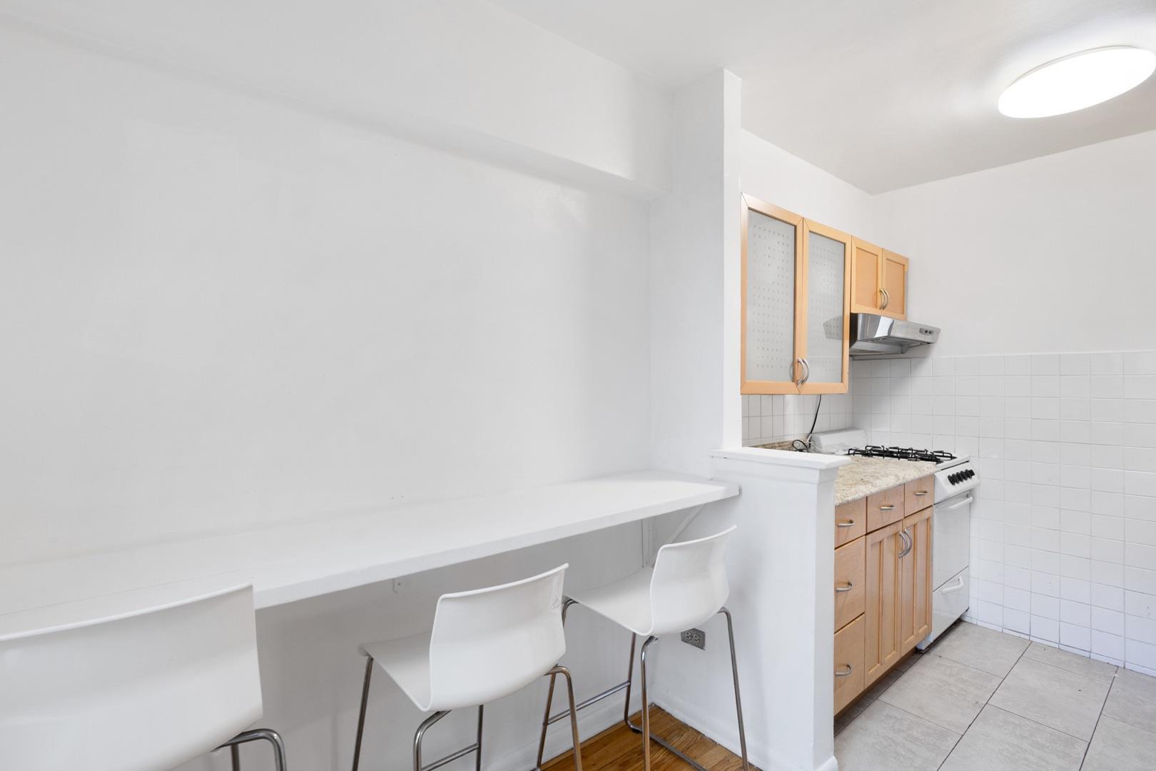 #6 photo, 63-95 Austin Street, クイーンズ区 Rego Park , NY 11374