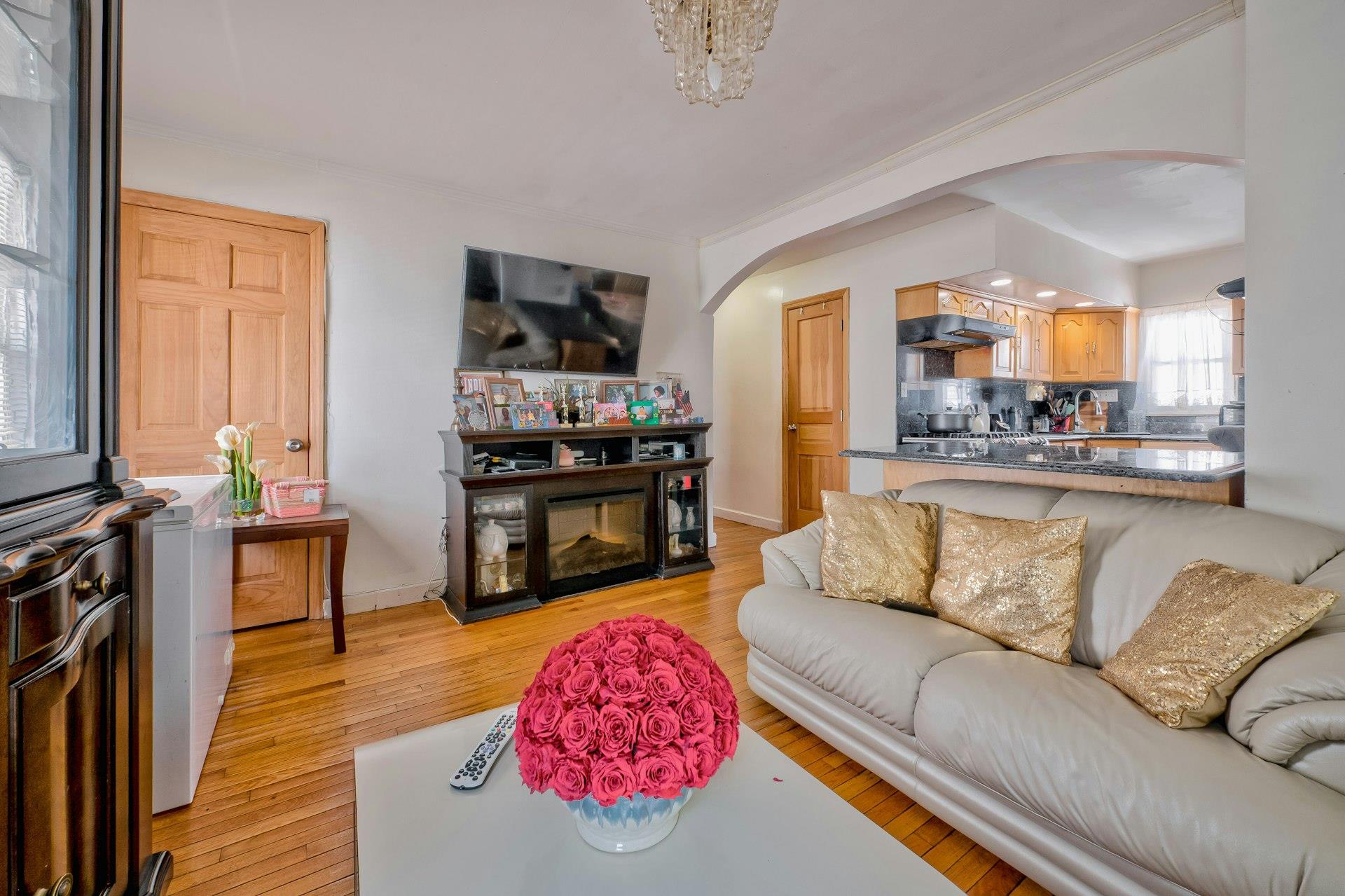 #5 photo, 25 Virginia Drive, Elmont , NY 11003