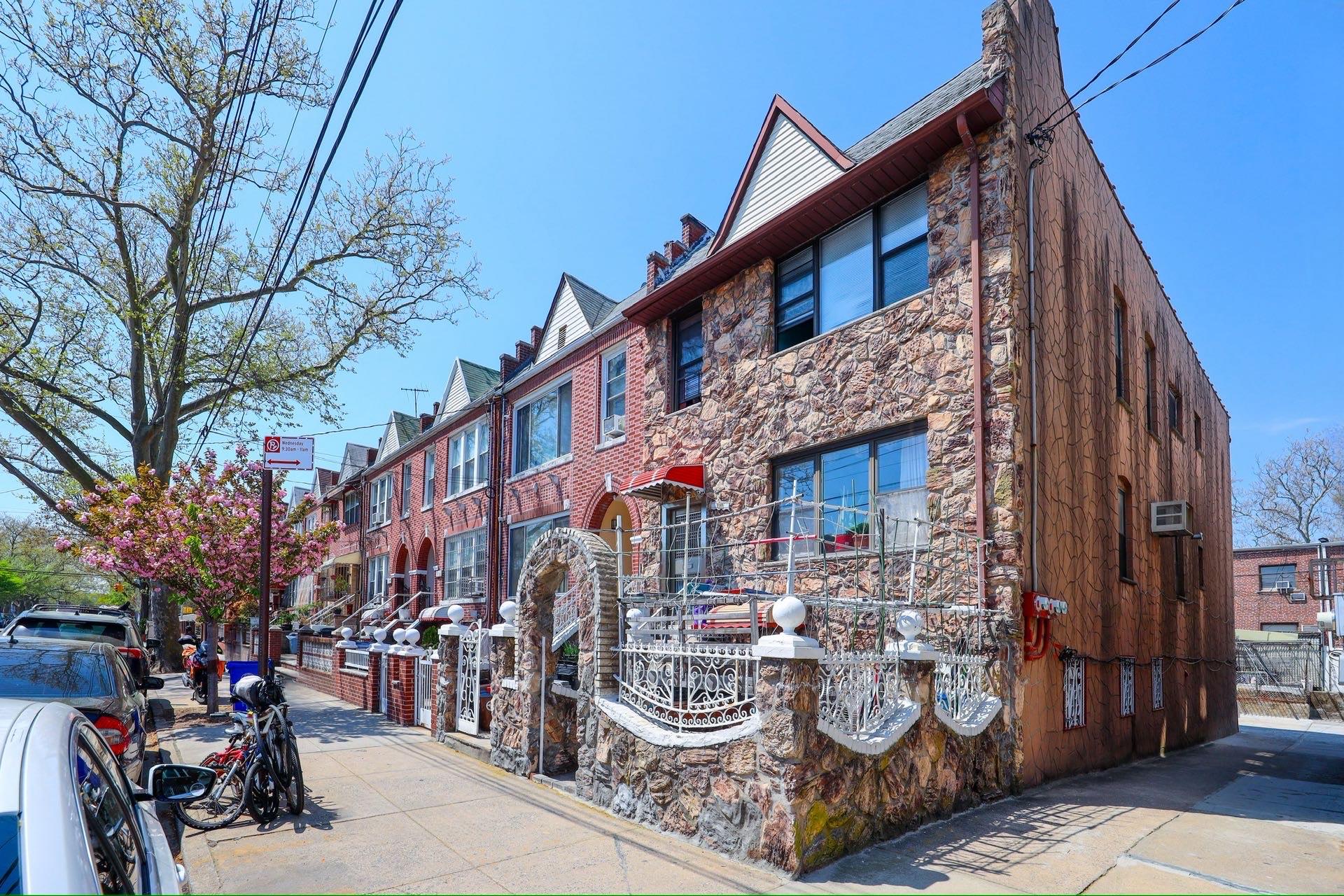 #2 photo, 3392 12 Avenue, ブルックリン区 Brooklyn , NY 11218