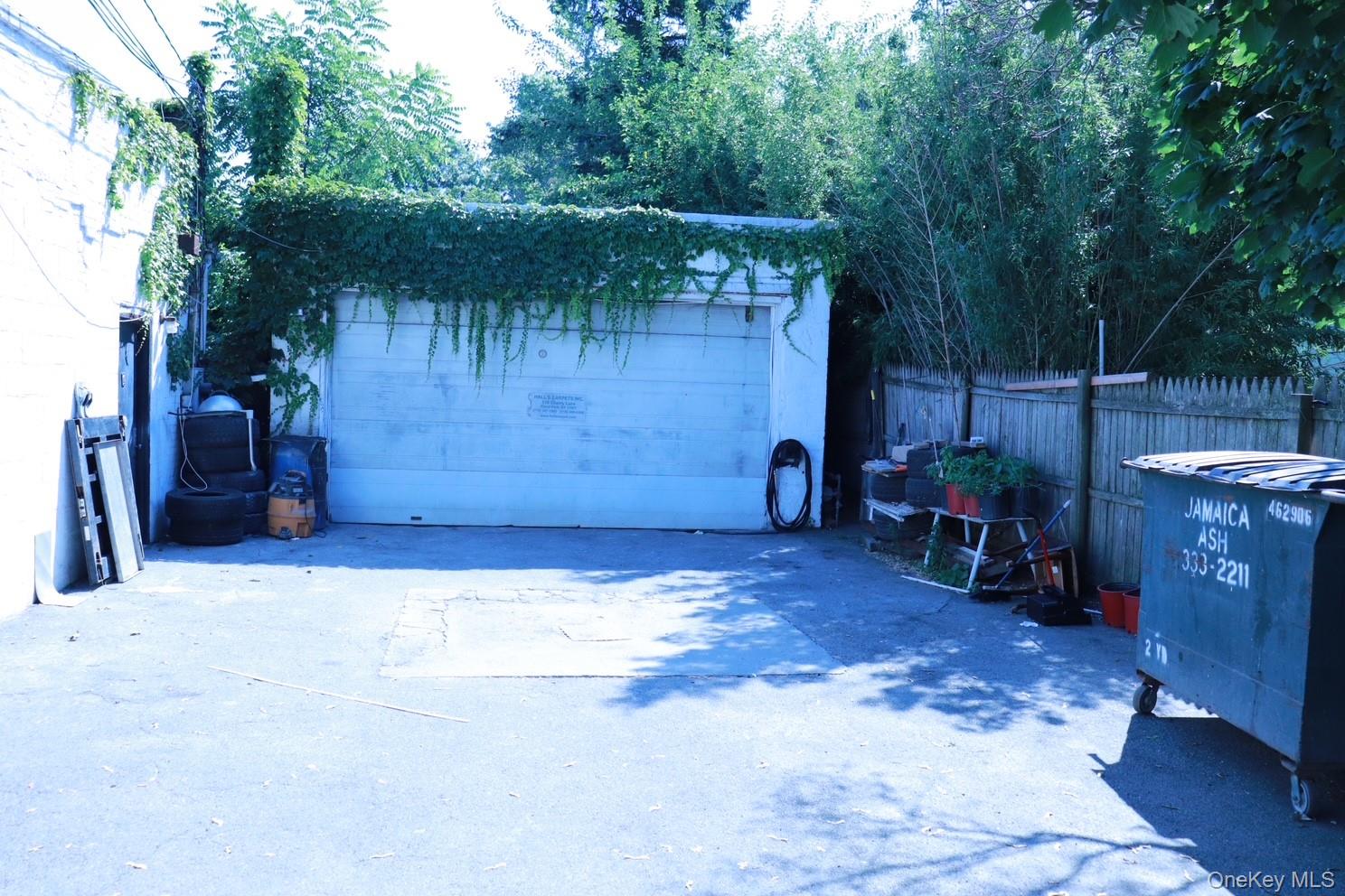 #13 photo, 2172 Jericho Turnpike, Garden City Park , NY 11040