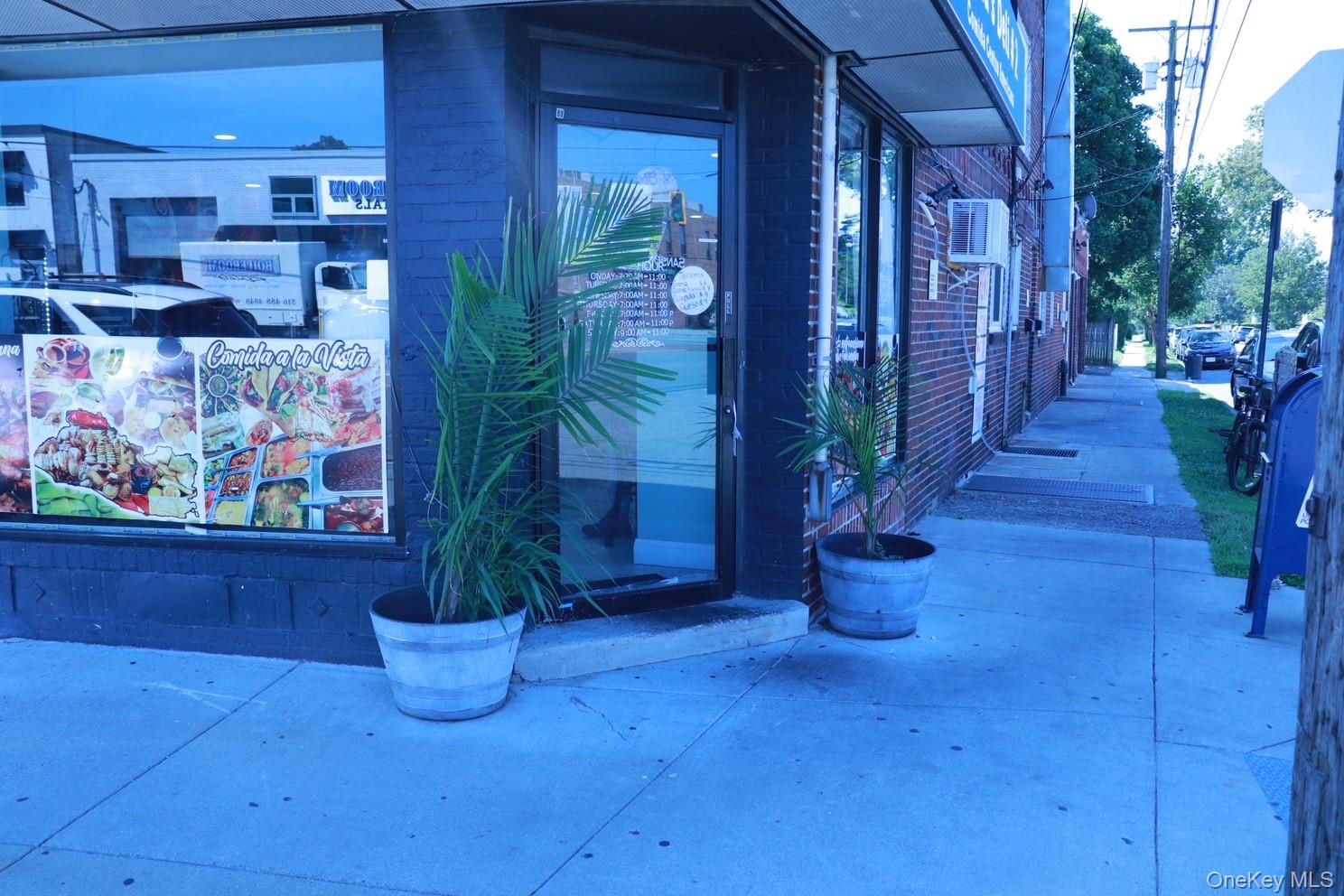 #4 photo, 2172 Jericho Turnpike, Garden City Park , NY 11040