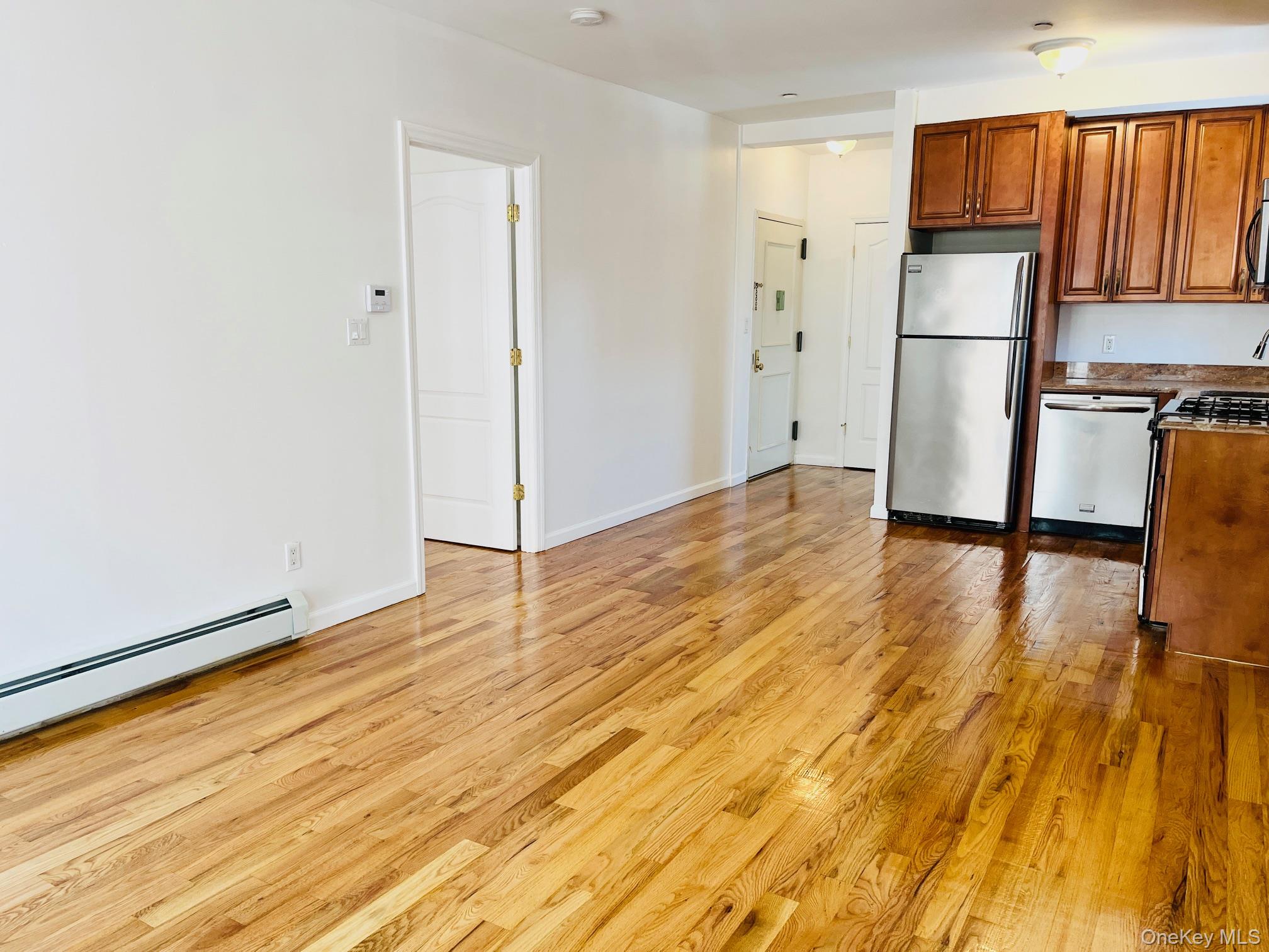 #11 photo, 108-27 63rd Avenue, Forest Hills , NY 11375