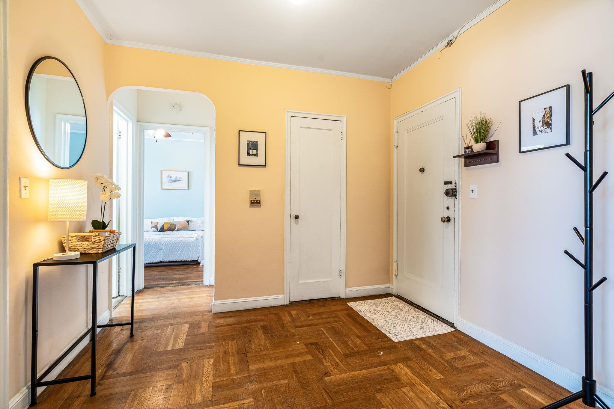 #8 photo, 3017 Riverdale Avenue, ブロンクス区 Bronx , NY 10463