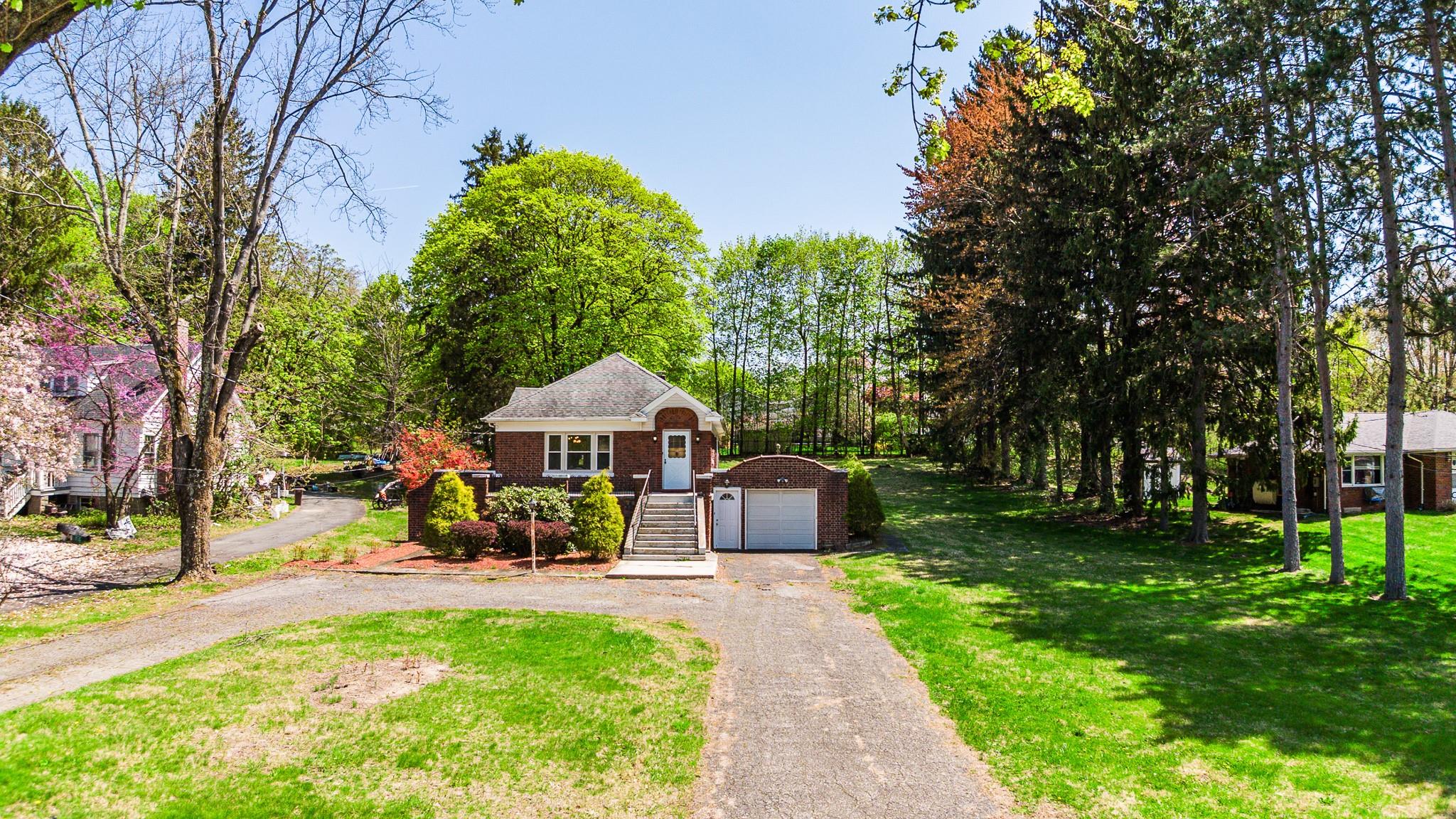 #1 photo, 263 Quassaick Avenue, New Windsor , NY 12553