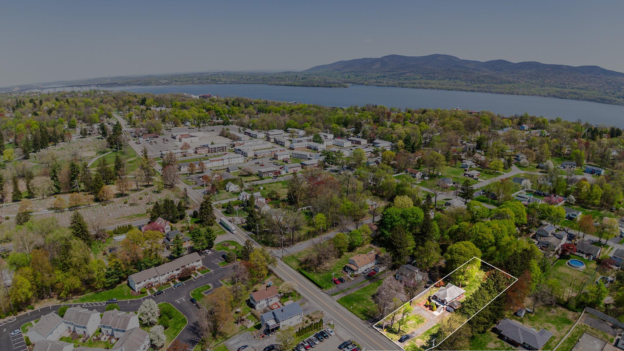 #10 photo, 263 Quassaick Avenue, New Windsor , NY 12553