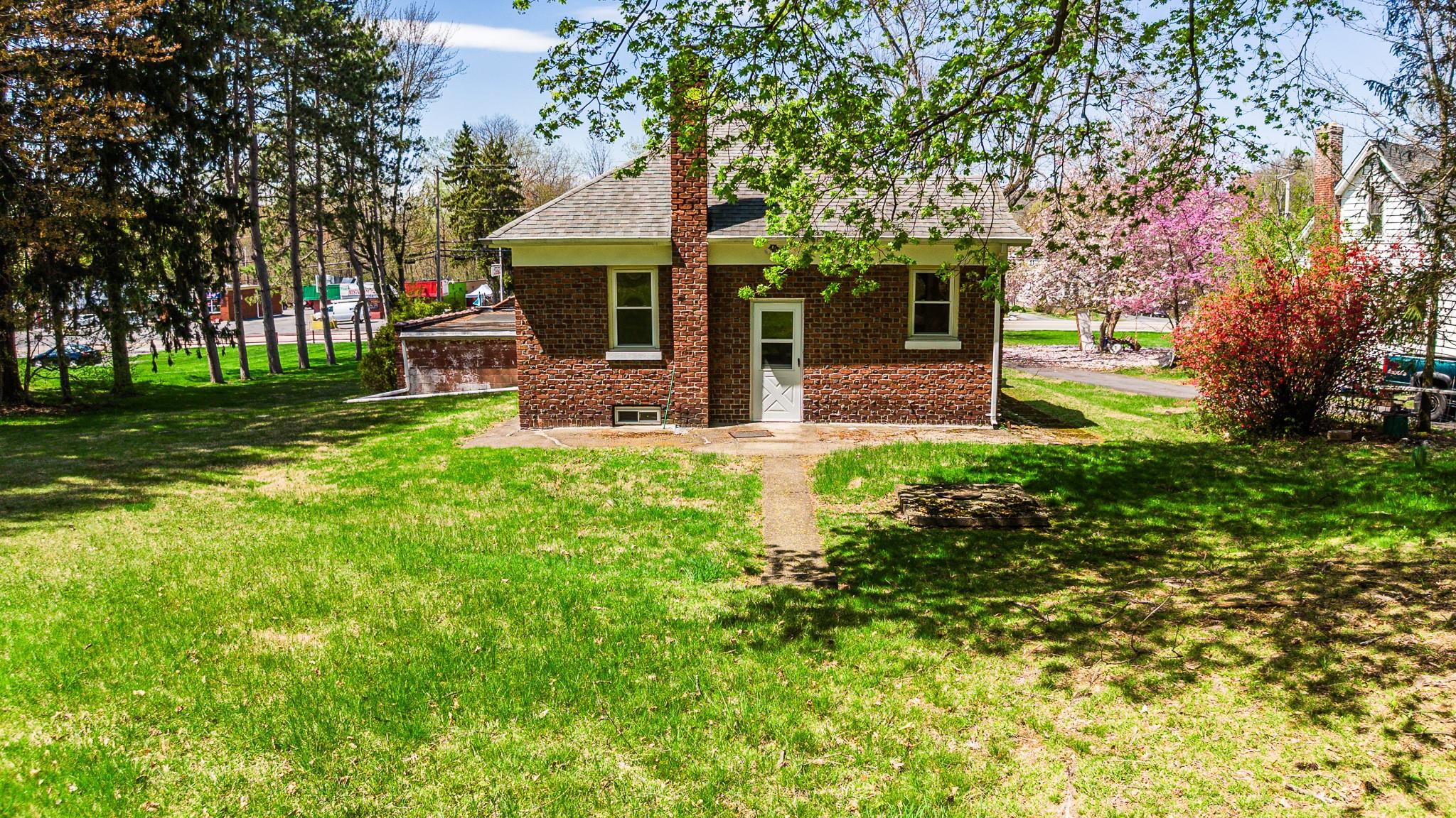 #14 photo, 263 Quassaick Avenue, New Windsor , NY 12553