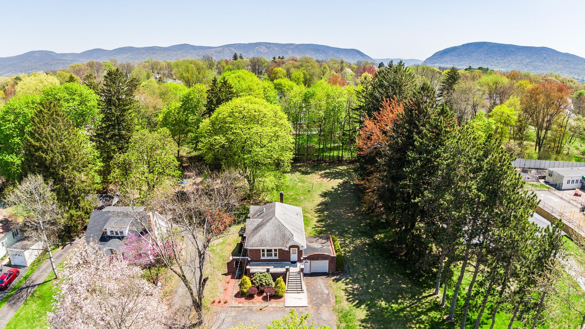 #9 photo, 263 Quassaick Avenue, New Windsor , NY 12553