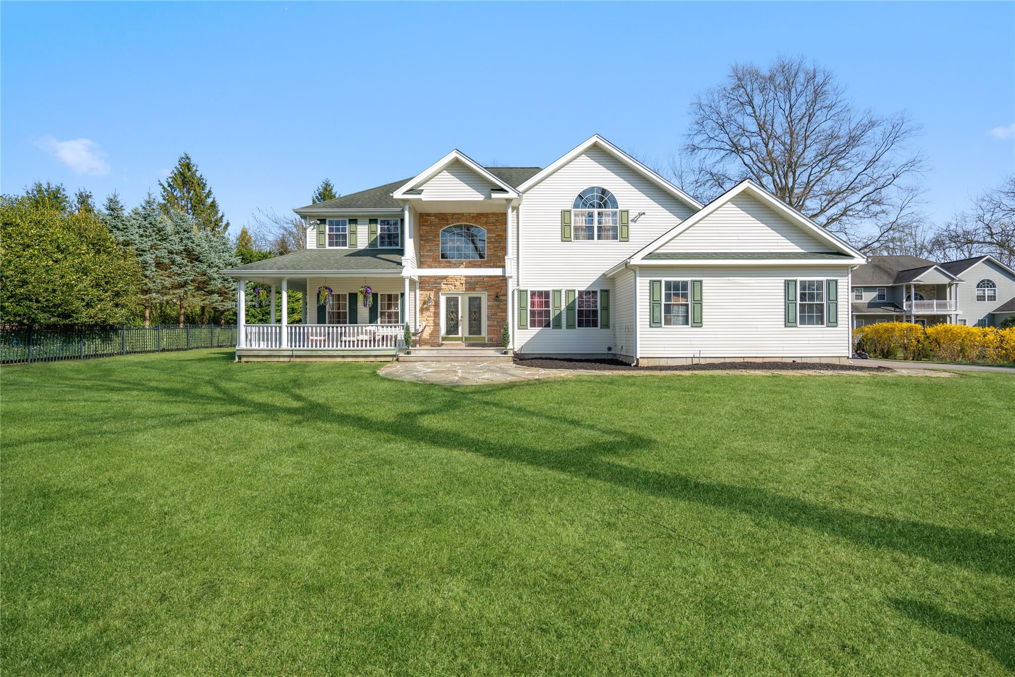 #1 photo, 21 Moss Creek Lane, East Patchogue , NY 11772