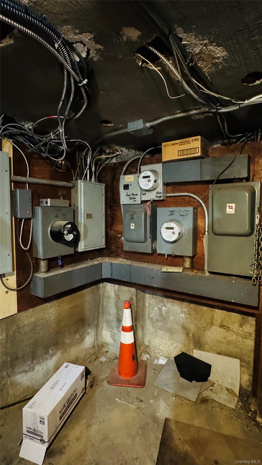 #11 photo, 231 Jericho Tpke, ナッソー郡 New Hyde Park , NY 11040