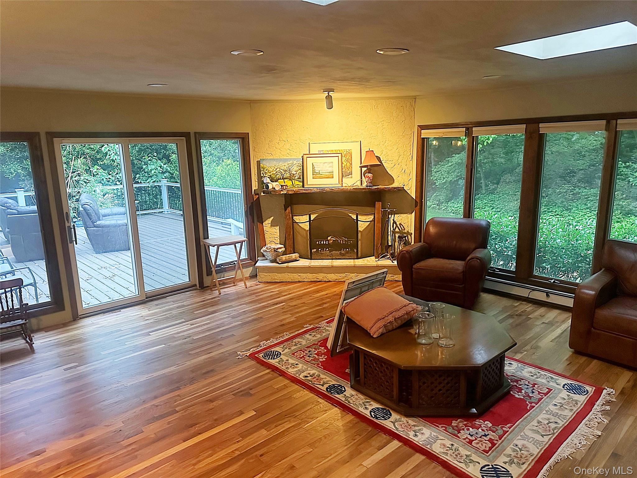 #10 photo, 39 Cliff Road, Port Jefferson , NY 11777