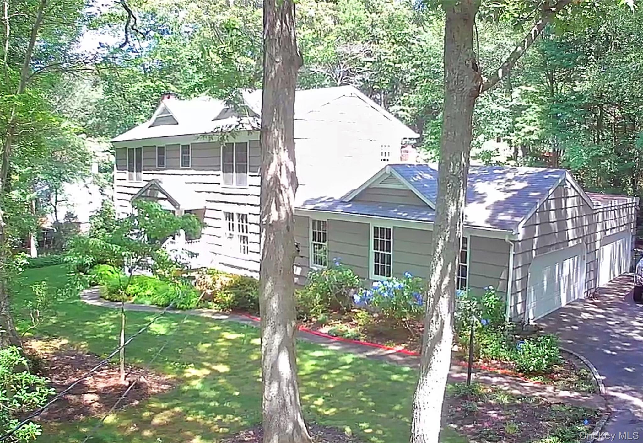 #17 photo, 39 Cliff Road, Port Jefferson , NY 11777