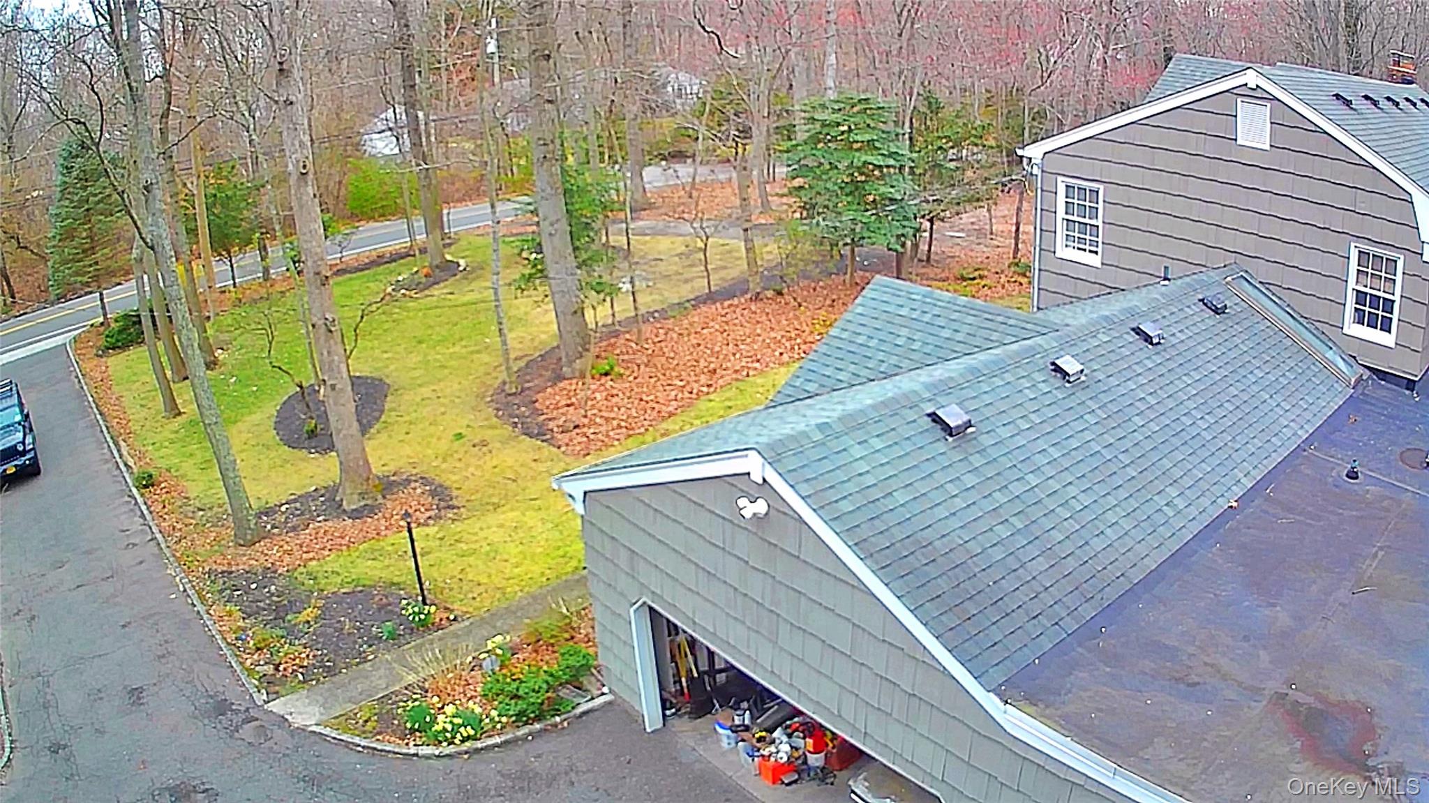 #4 photo, 39 Cliff Road, Port Jefferson , NY 11777