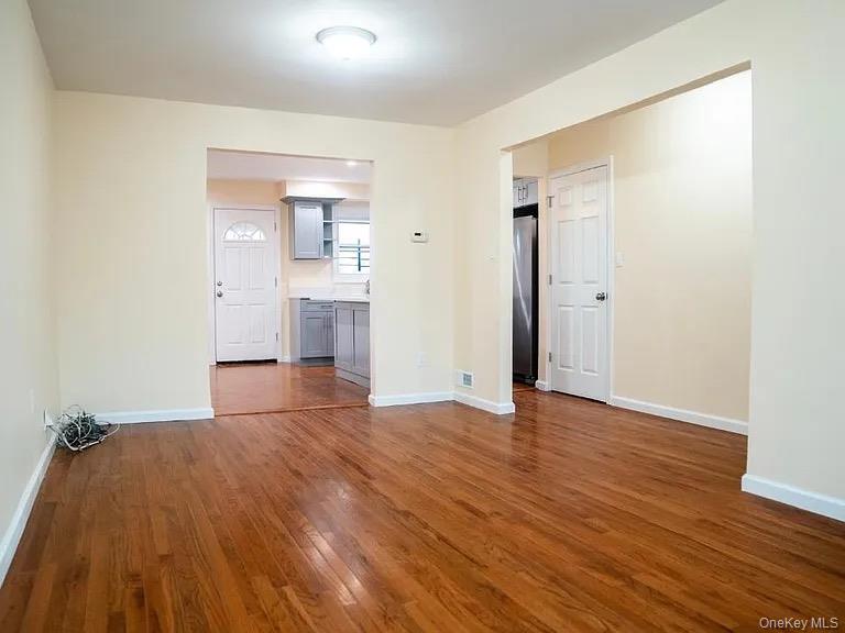 #4 photo, 2723 Colden Avenue, برونكس Bronx , NY 10469