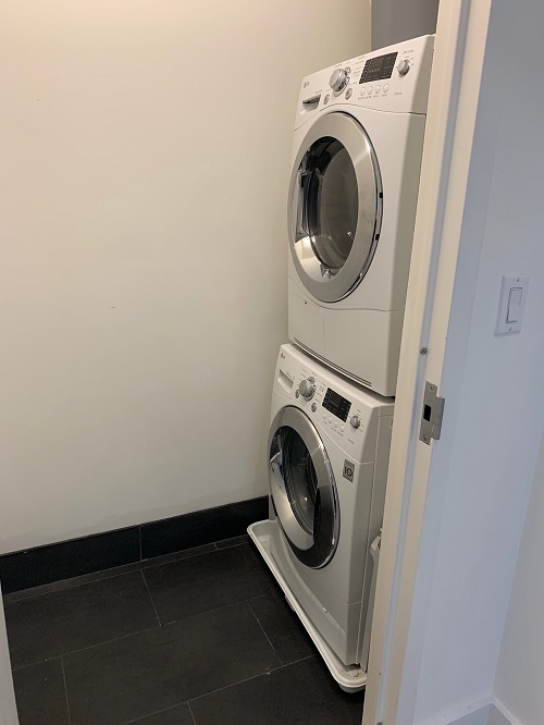 #17 photo, 416 W 52ND Street, マンハッタン Hells Kitchen , NY 10019