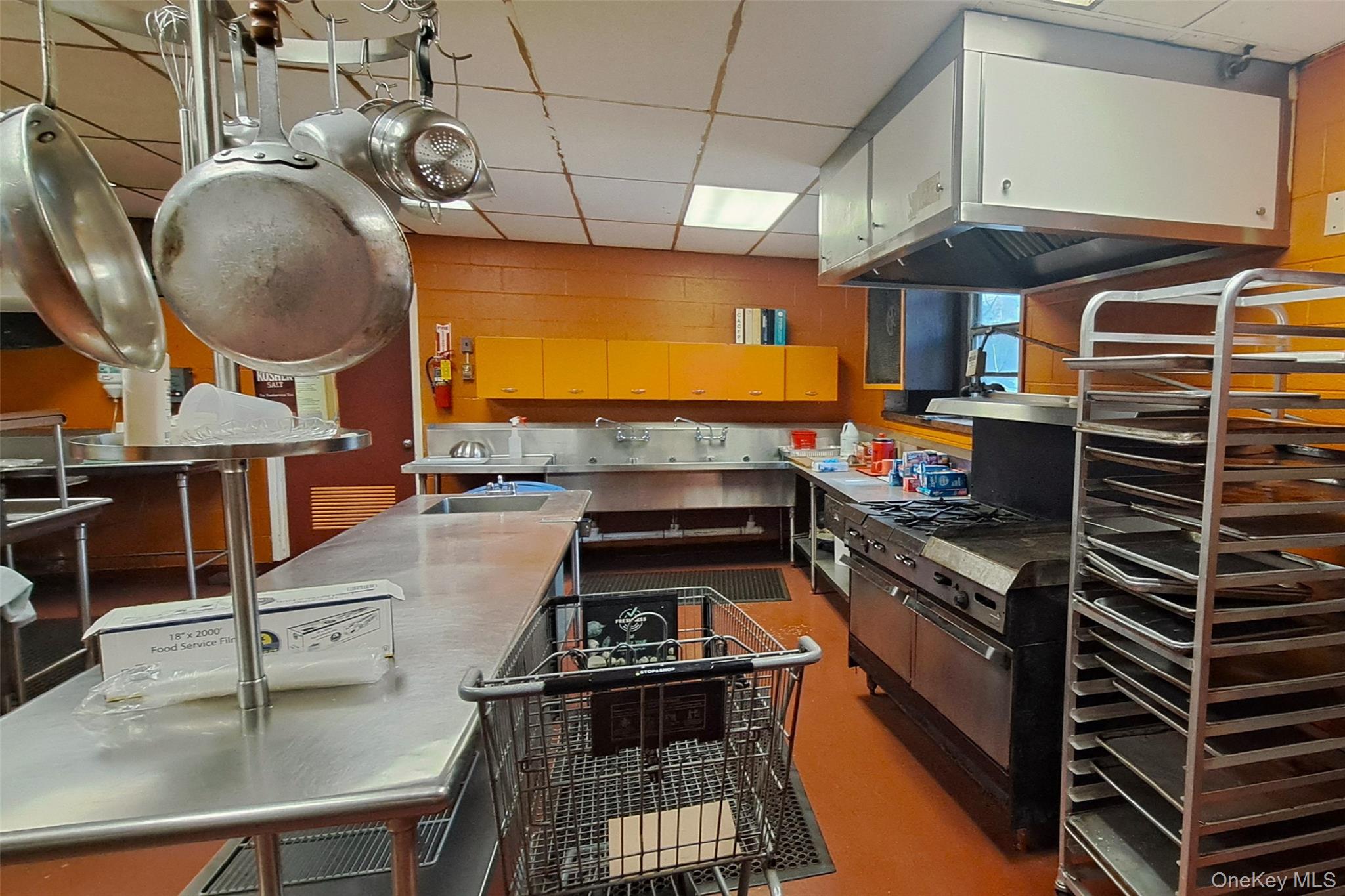 #12 photo, 115 Clinton Avenue, New Rochelle , NY 10801