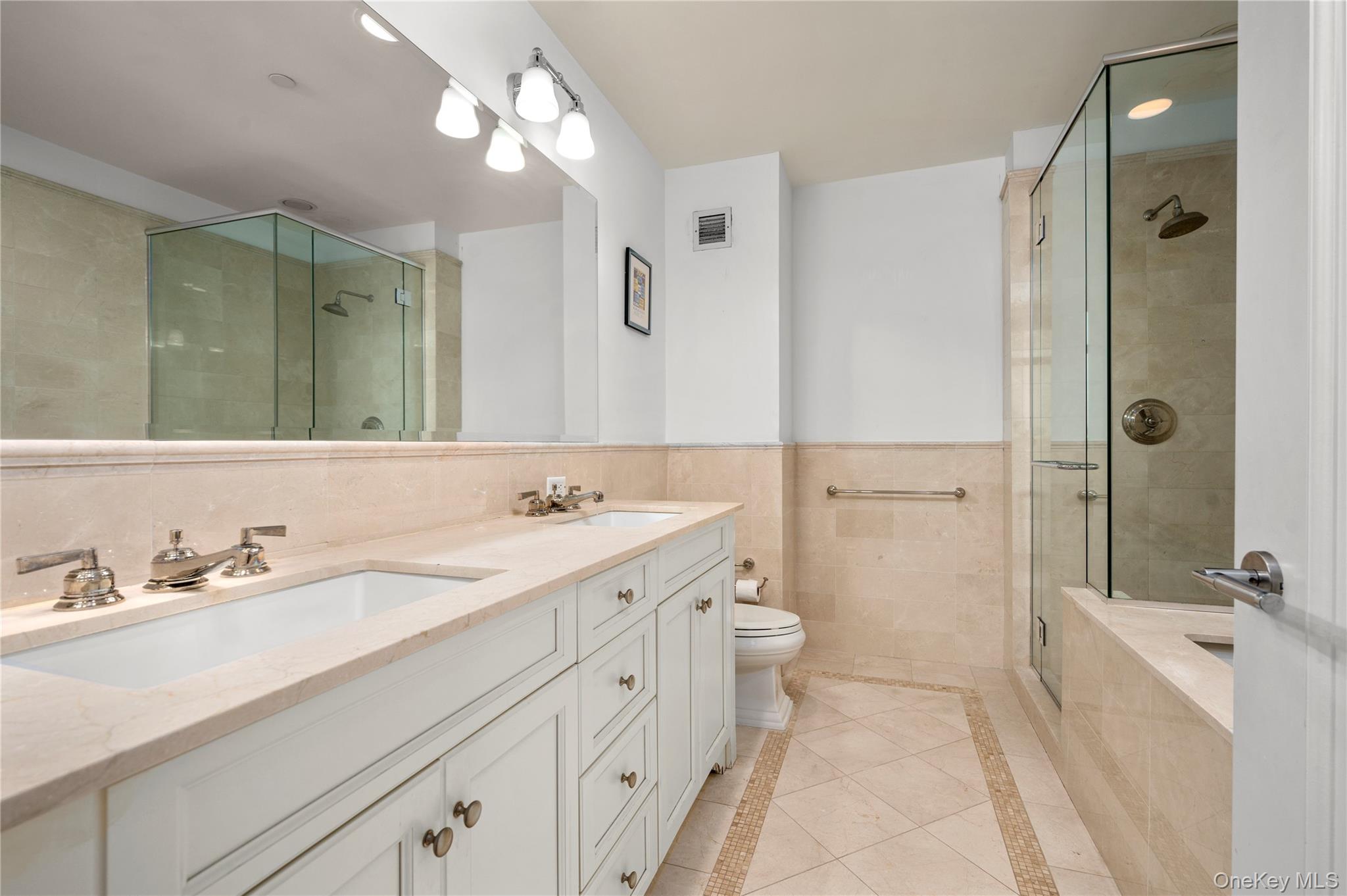 #16 photo, 10 City Place, White Plains , NY 10601