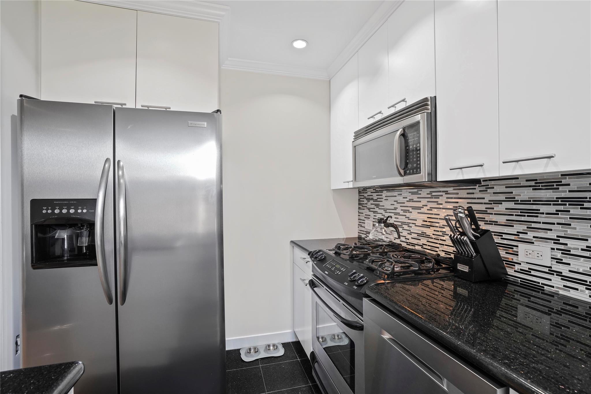 #6 photo, 5221 65th Place, كوينز Maspeth , NY 11378