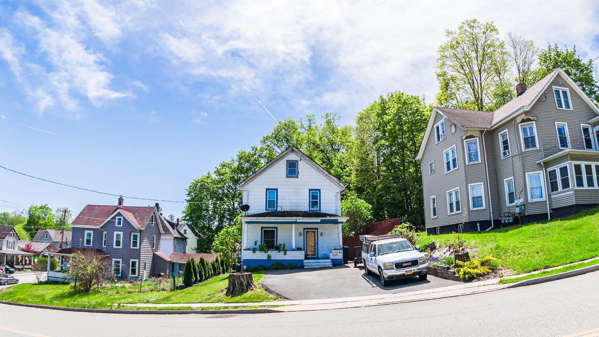 #5 photo, 95 Scofield Street, Montgomery , NY 12586