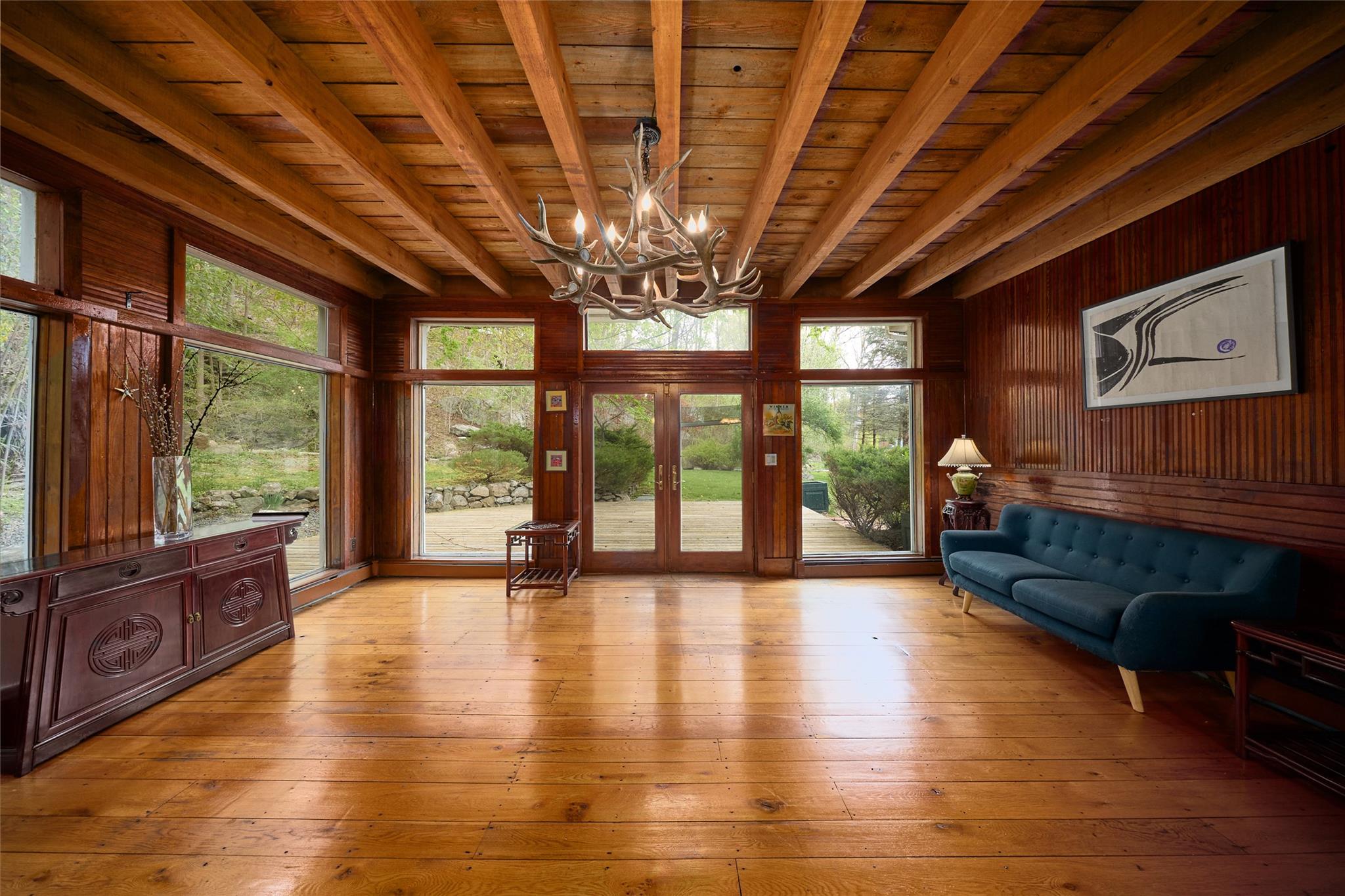 #17 photo, 6 Stable Road, Tuxedo Park , NY 10987