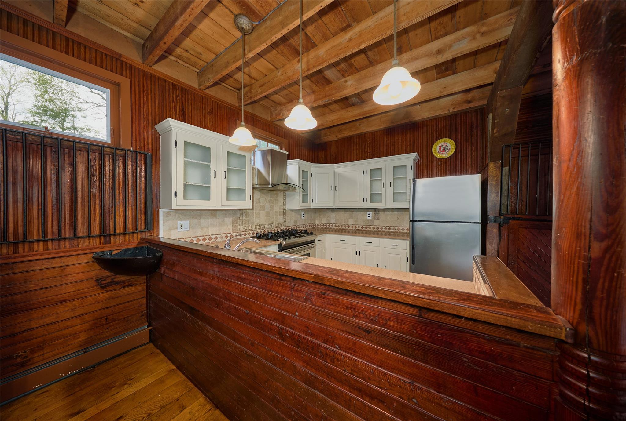 #8 photo, 6 Stable Road, Tuxedo Park , NY 10987