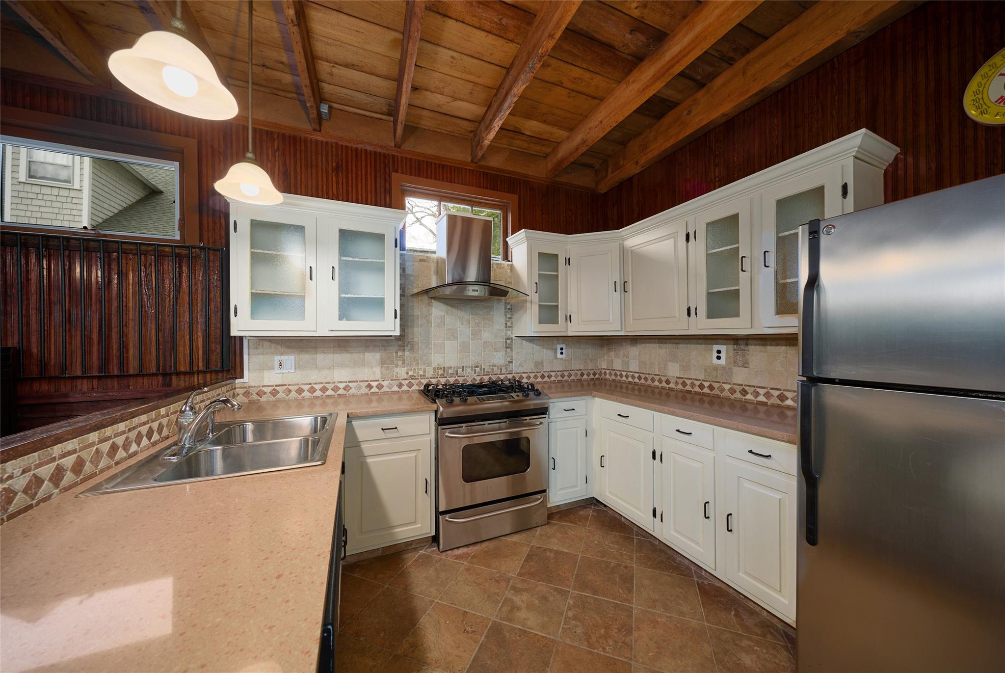 #9 photo, 6 Stable Road, Tuxedo Park , NY 10987