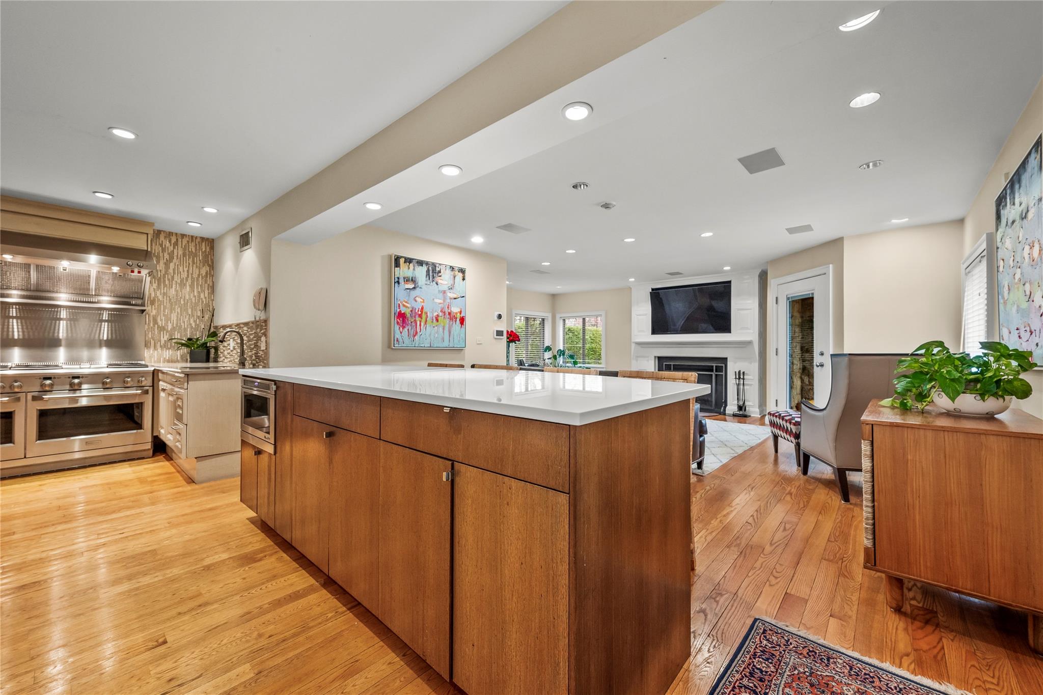 #12 photo, 16 High Point Lane, Scarsdale , NY 10583