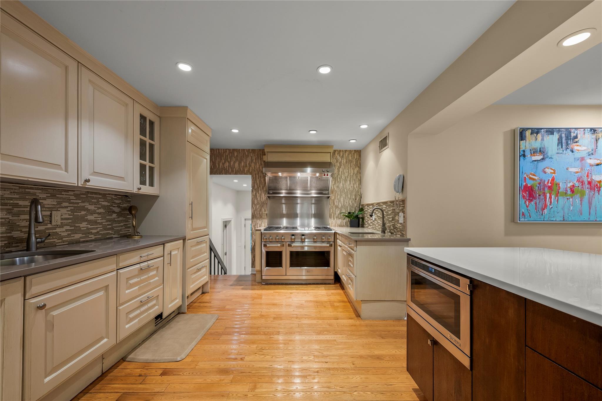 #13 photo, 16 High Point Lane, Scarsdale , NY 10583