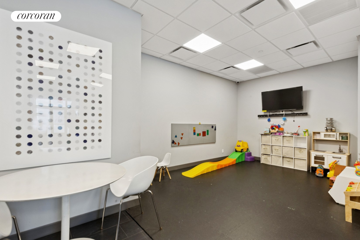 #14 photo, 61 W 62ND Street, マンハッタン Lincoln Square , NY 10023