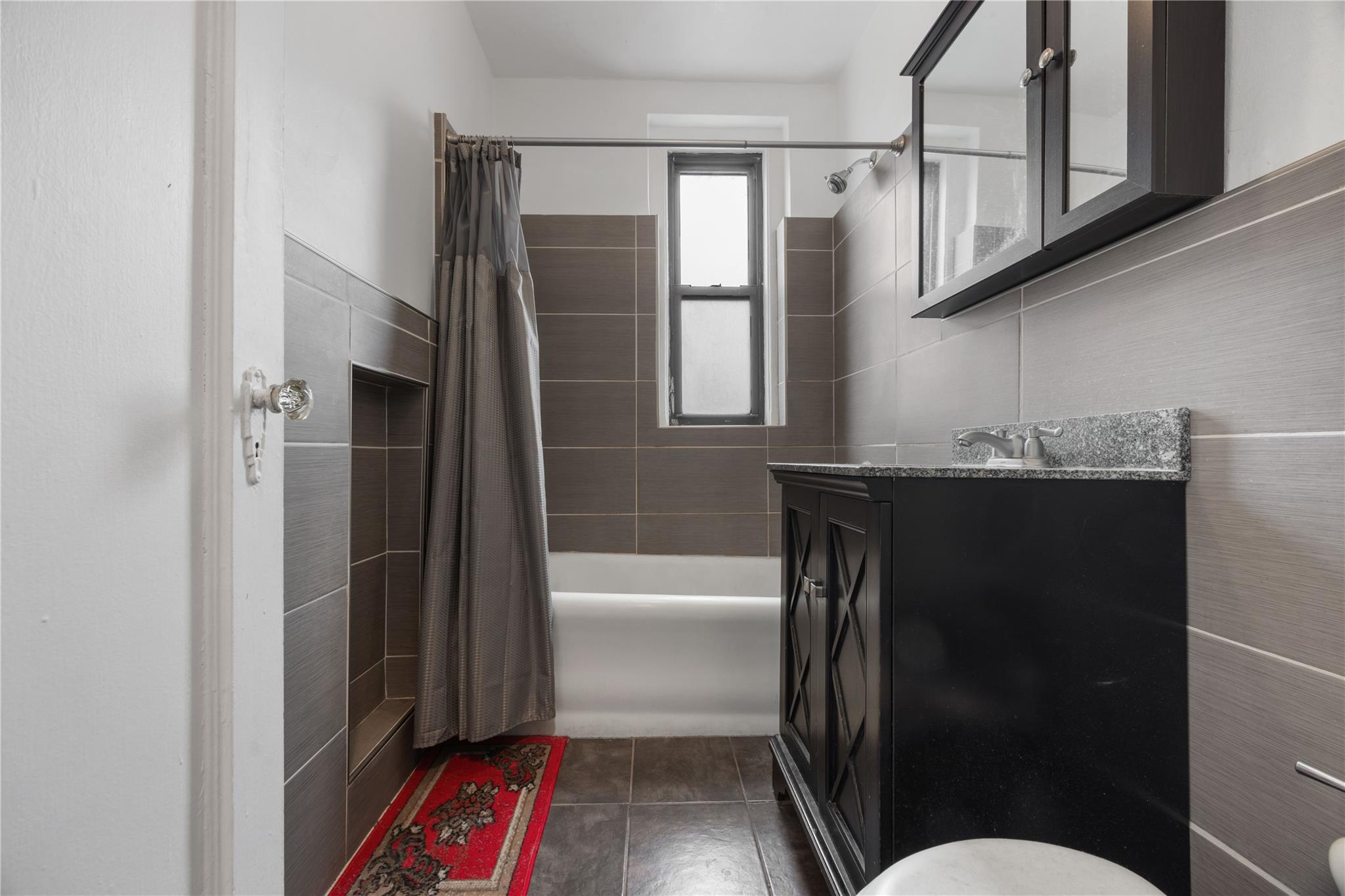 #10 photo, 72-34 Austin Street, クイーンズ区 Forest Hills , NY 11375