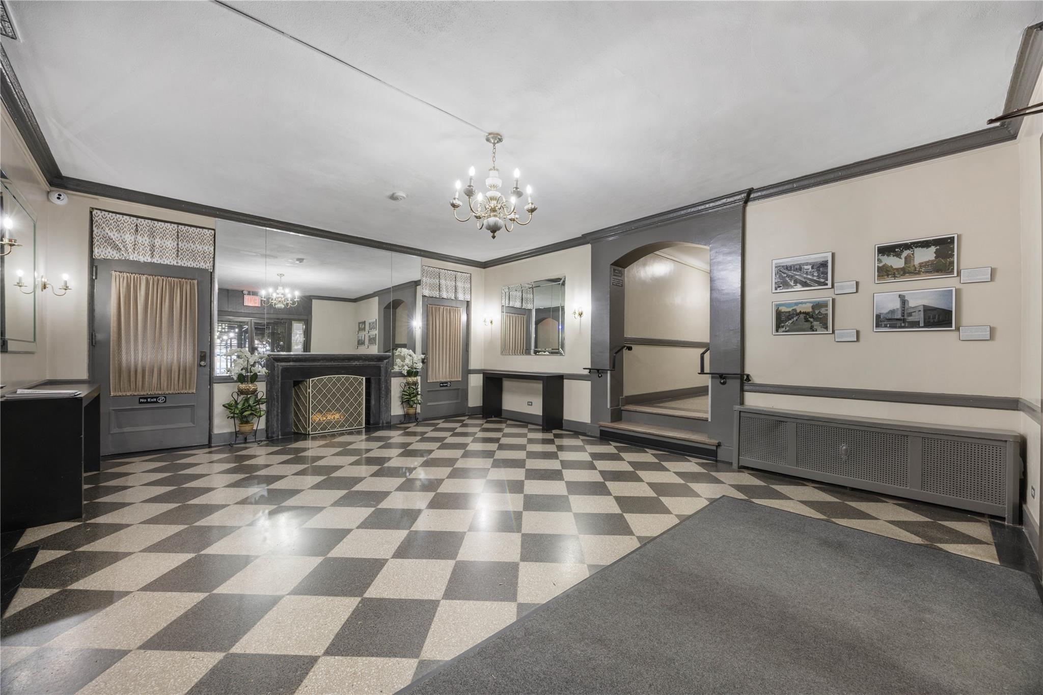 #17 photo, 72-34 Austin Street, クイーンズ区 Forest Hills , NY 11375