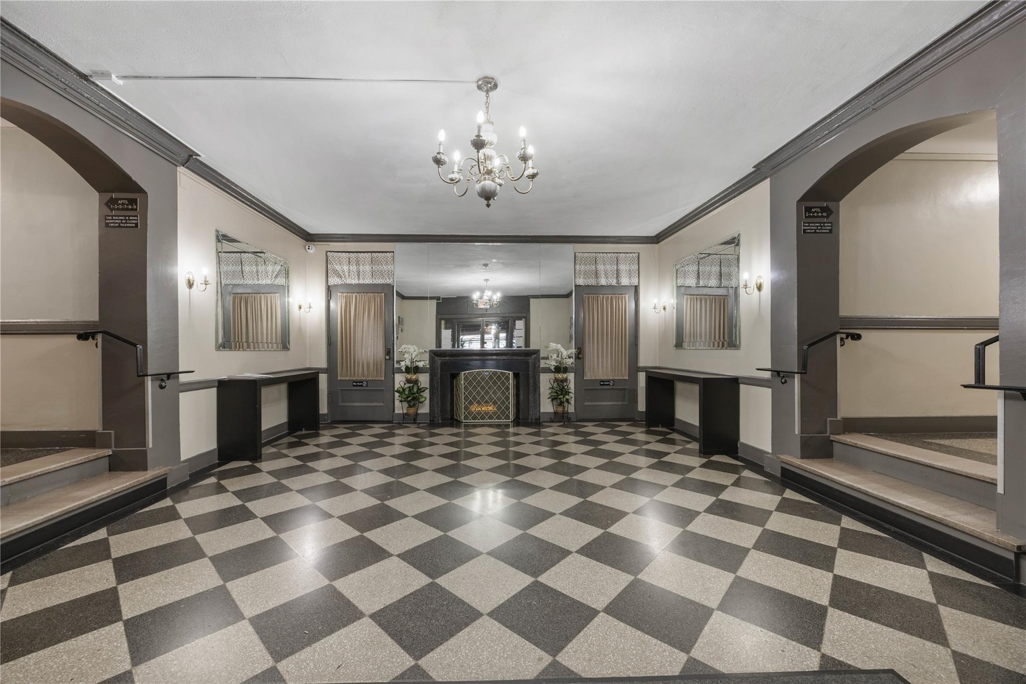 #18 photo, 72-34 Austin Street, クイーンズ区 Forest Hills , NY 11375