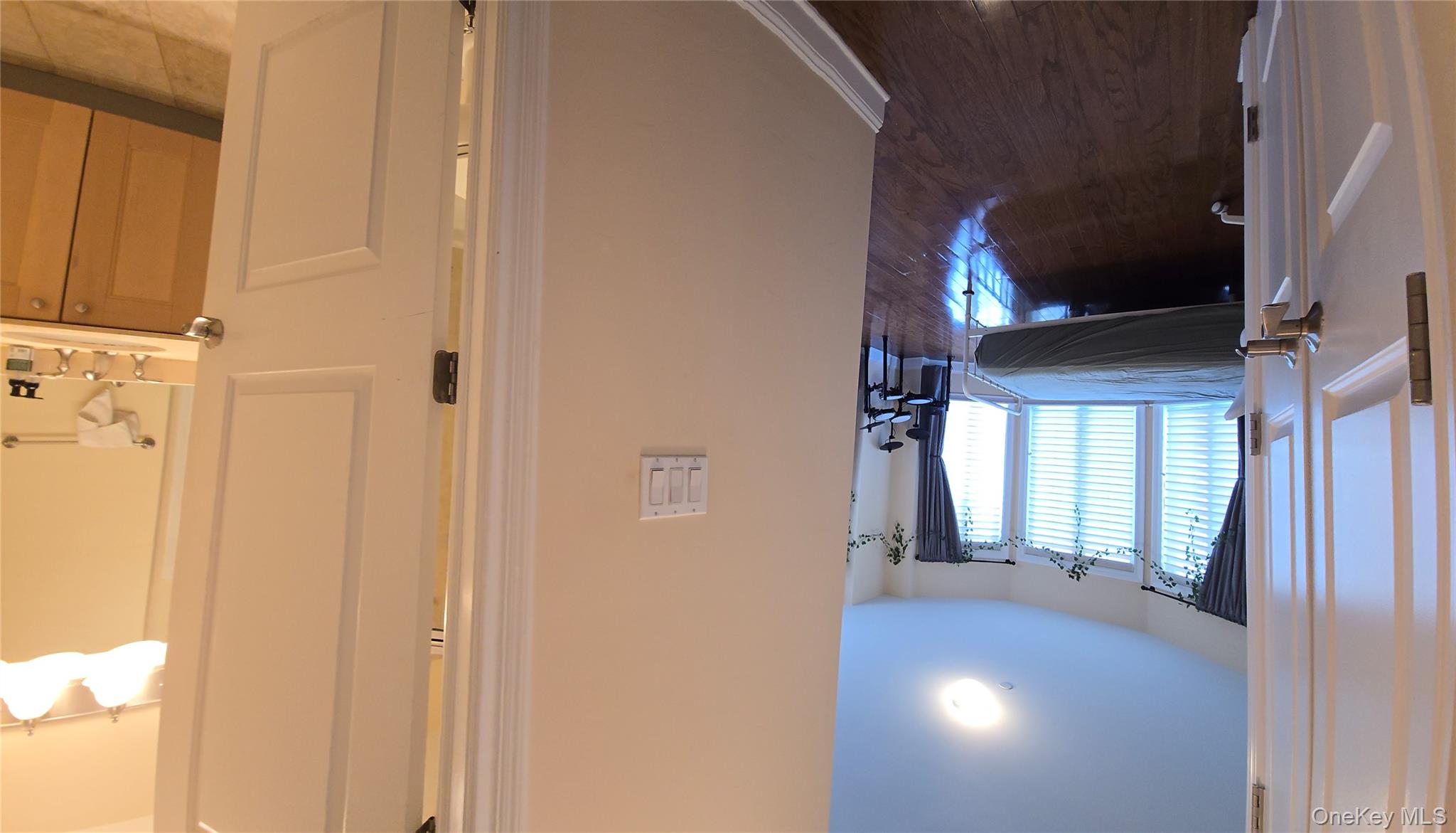 #12 photo, 337 Park Crescent, クイーンズ区 College Point , NY 11356