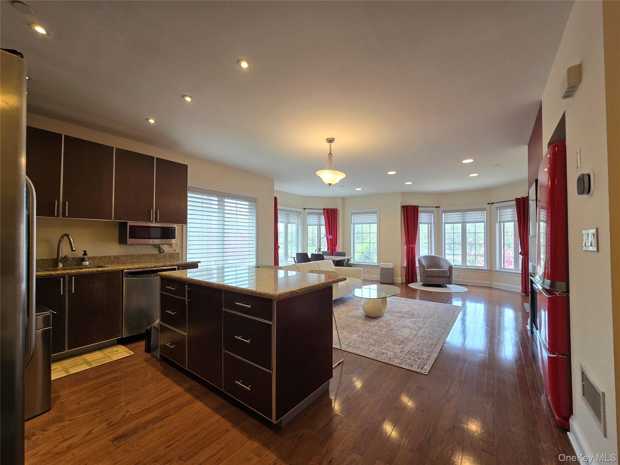 #4 photo, 337 Park Crescent, クイーンズ区 College Point , NY 11356