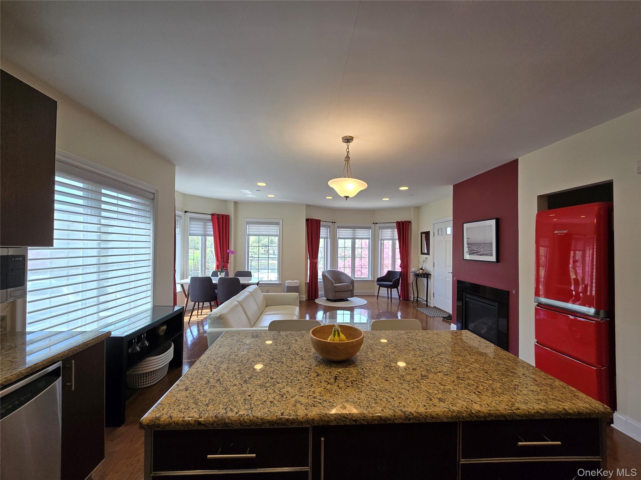 #7 photo, 337 Park Crescent, クイーンズ区 College Point , NY 11356