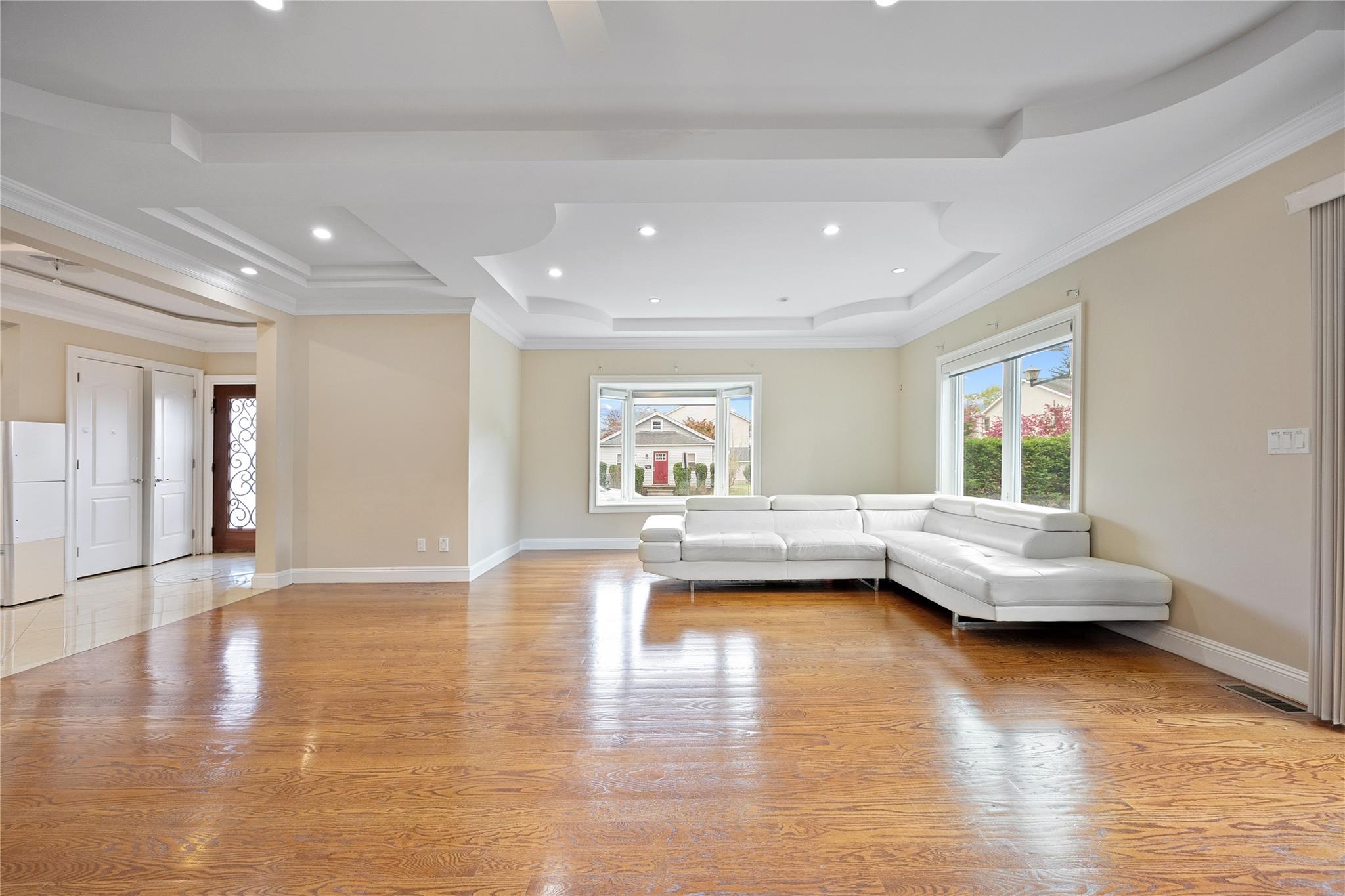 #8 photo, 37 Maple Street, ナッソー郡 Roslyn Heights , NY 11577