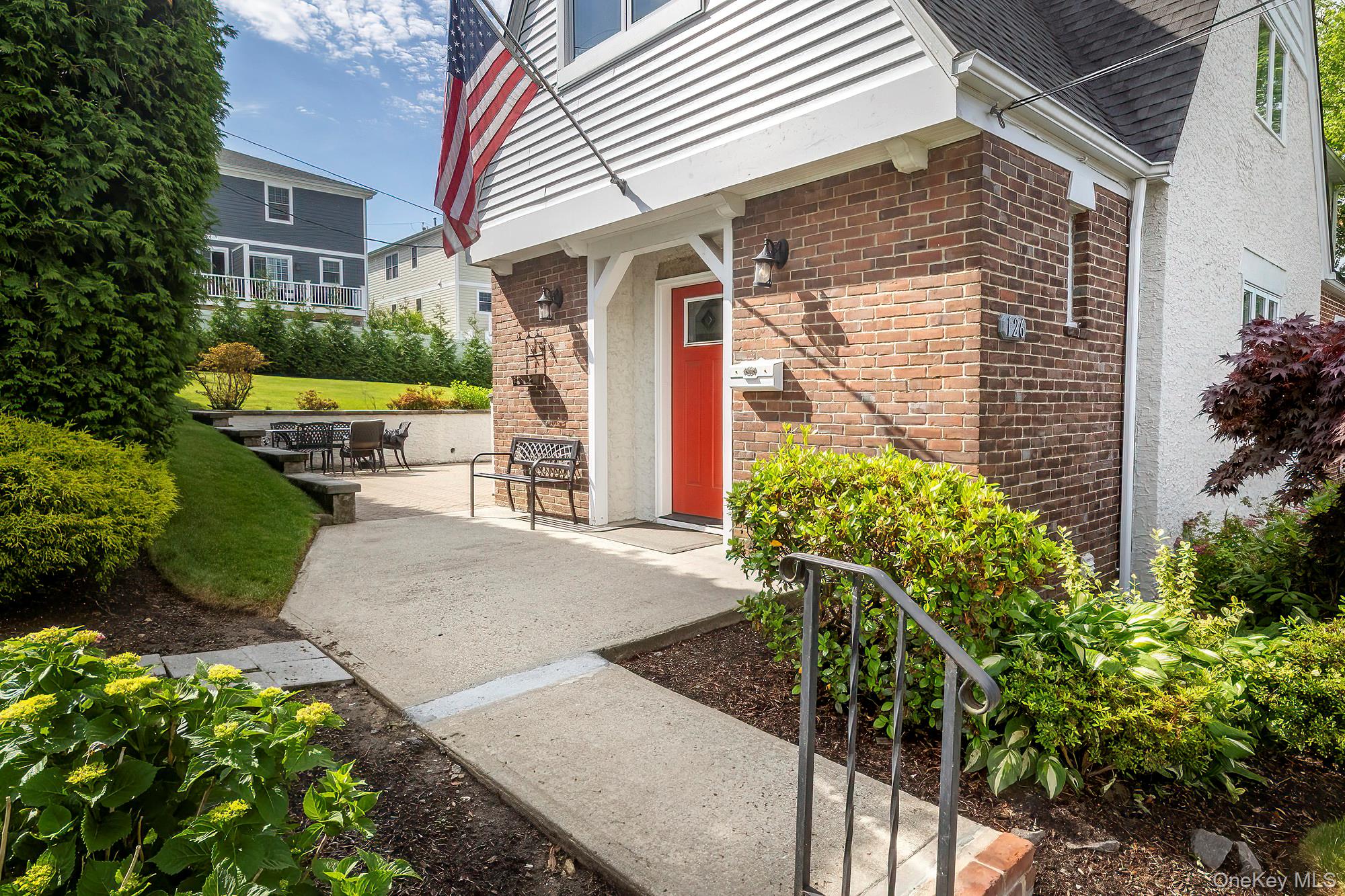 #2 photo, 126 Lincoln Avenue, West Harrison , NY 10604