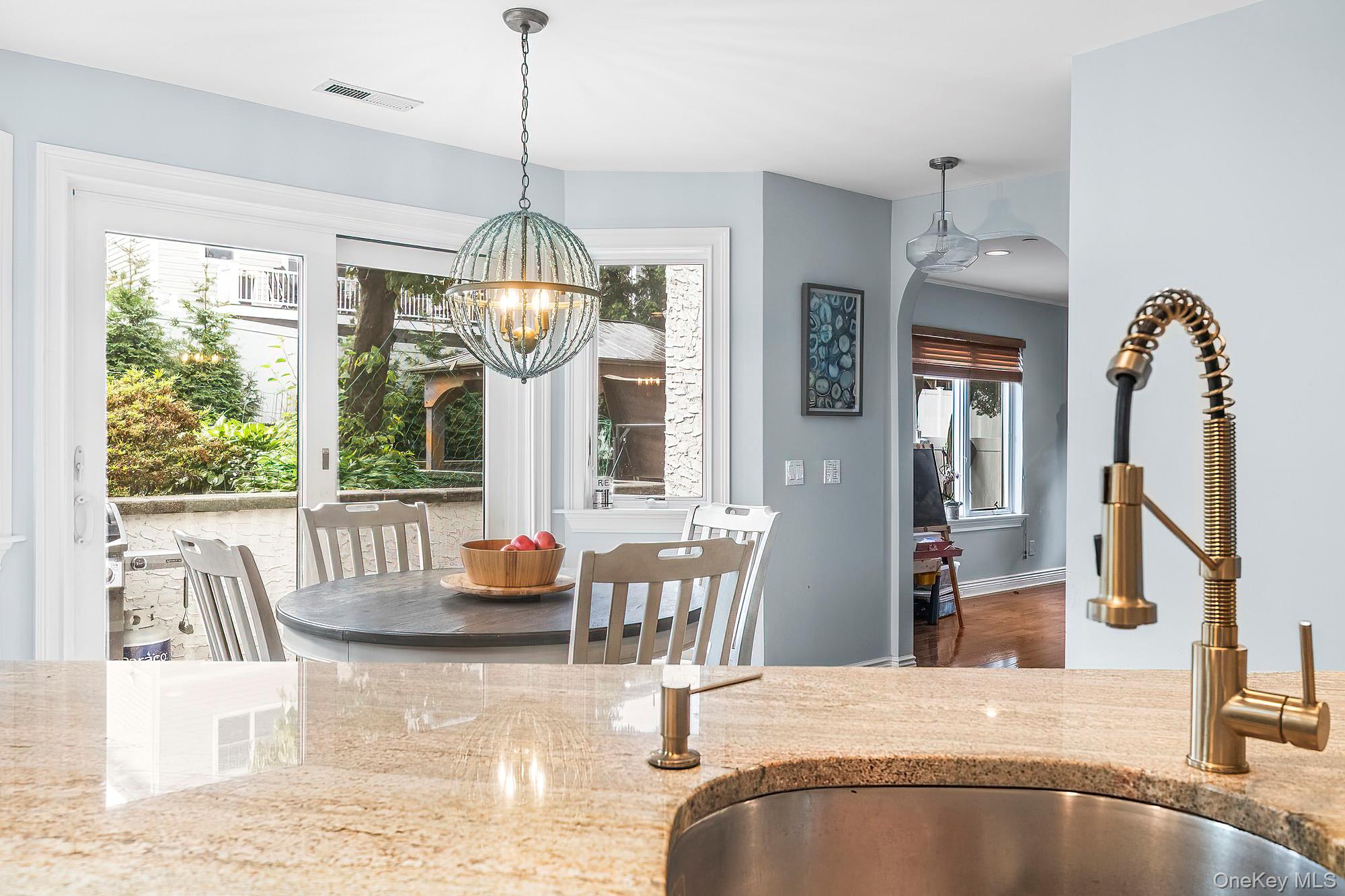 #7 photo, 126 Lincoln Avenue, West Harrison , NY 10604